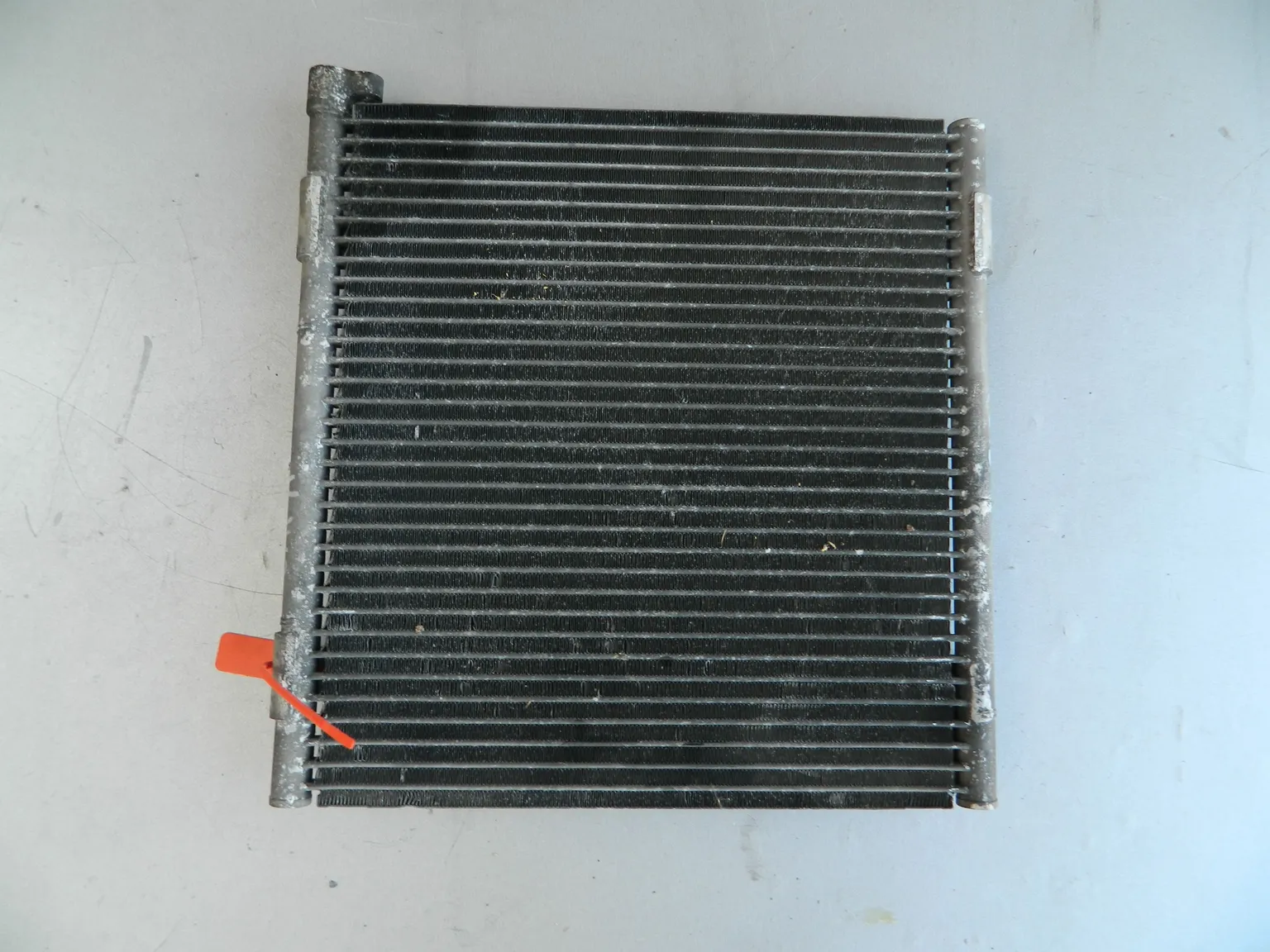Радиатор кондиционера HONDA CAPA GA4 (Контрактный) 72367581