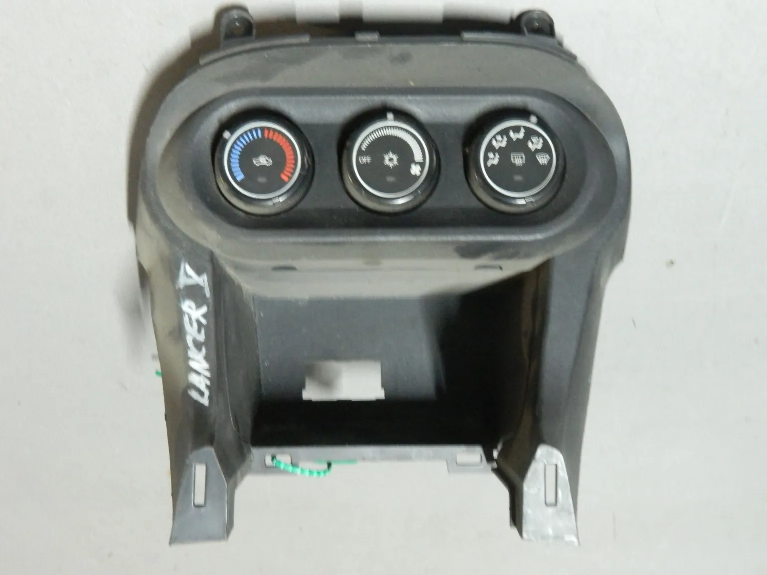 Блок управления климат-контролем MITSUBISHI LANCER CY4A (Контрактный) 81540401