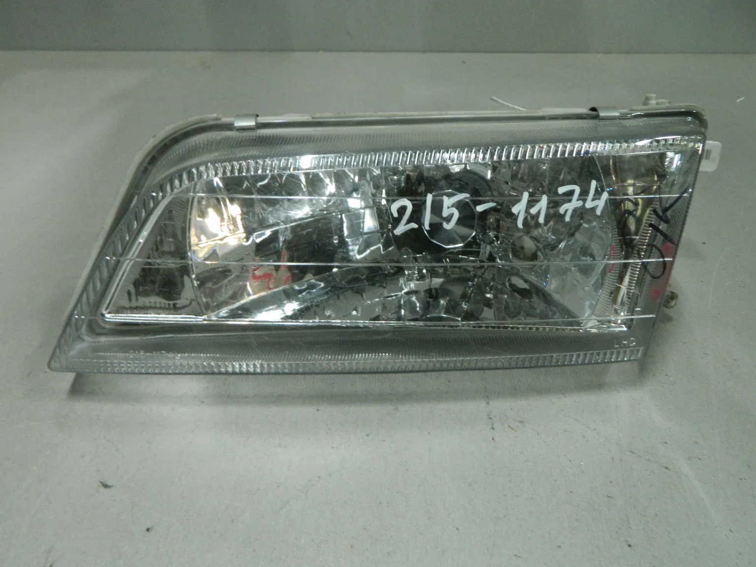 Фара NISSAN MAXIMA A32 Перед Лев (Новый) 45993759