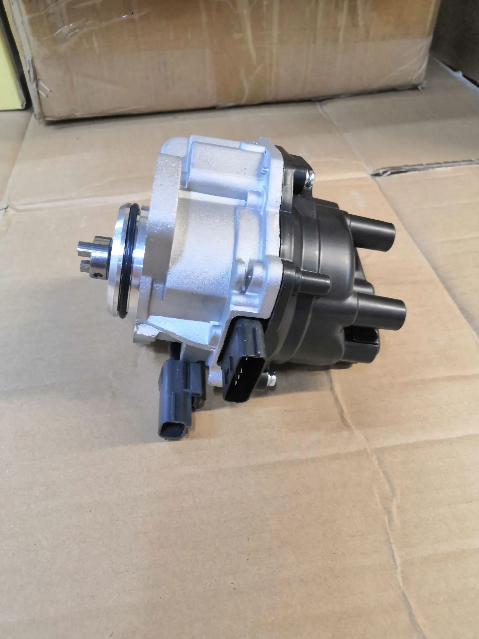 Трамблер GENERAL PARTS 2210082J03 NISSAN PRIMERA/NISSAN SUNNY GA16