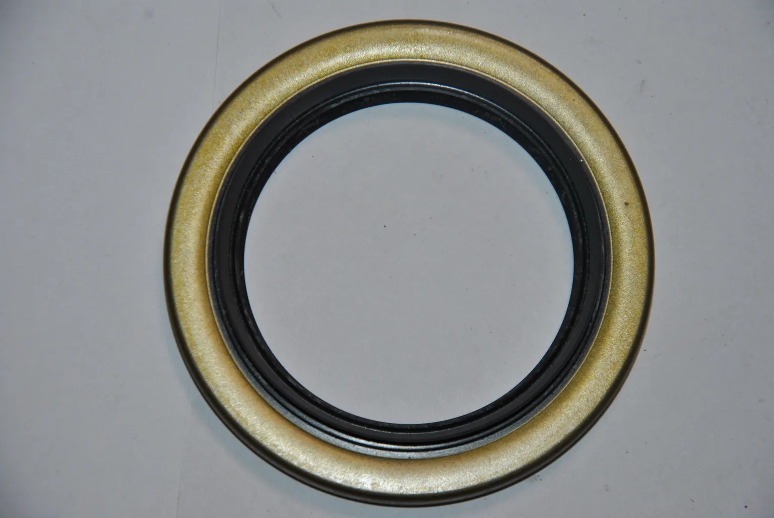 Сальник MITSUBISHI MB633432 MITSUBISHI 60x86x7/12