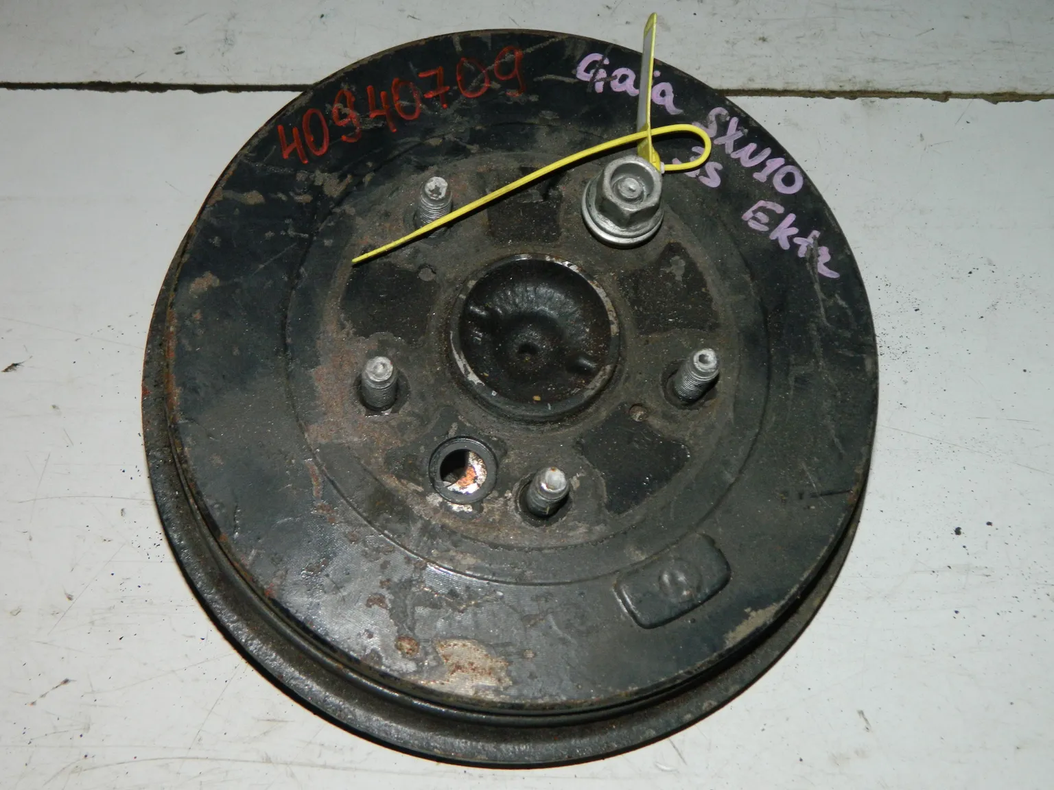 Ступица TOYOTA NADIA SXN10 Зад (Контрактный) 40940709