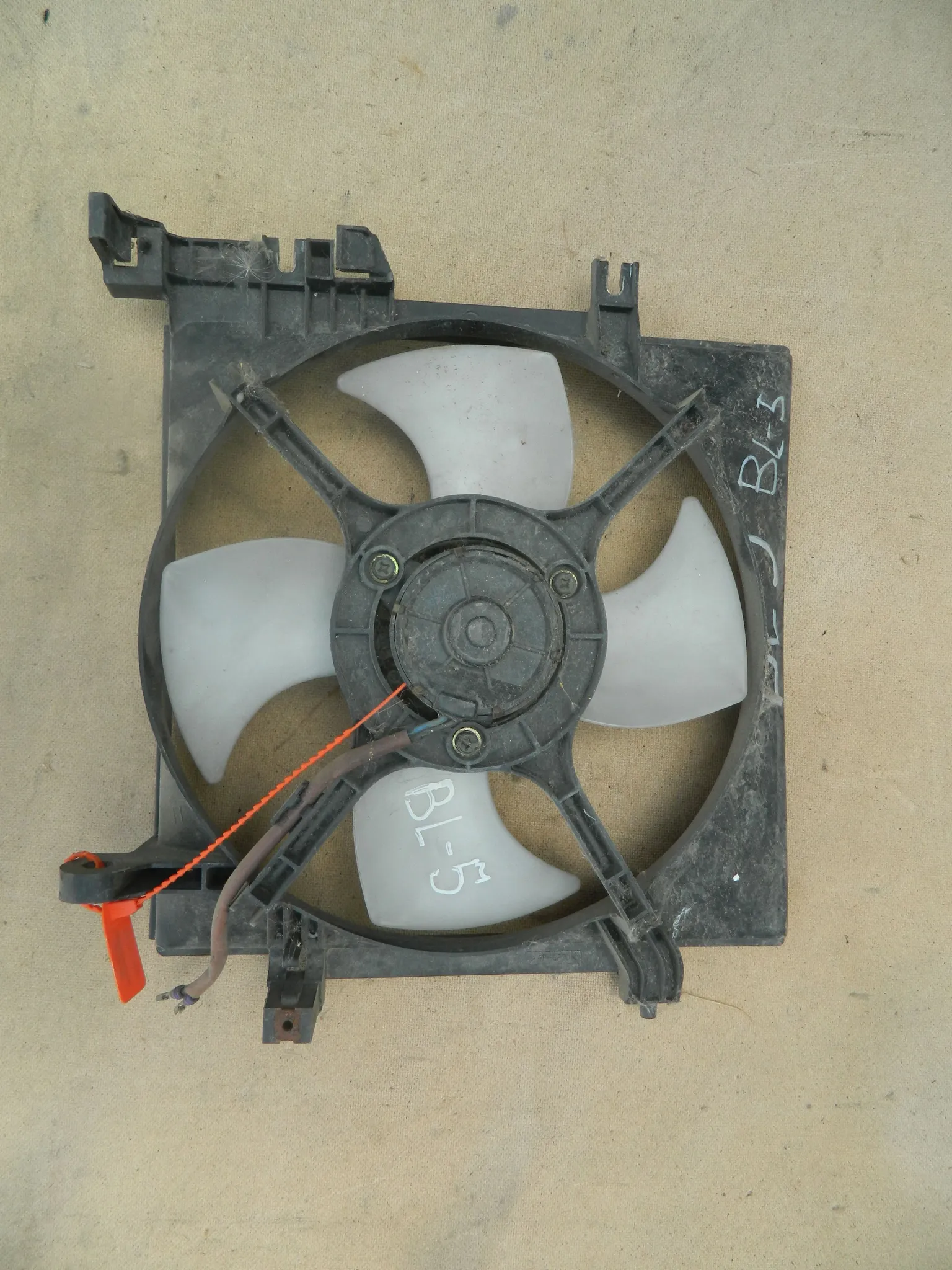 Диффузор радиатора SUBARU LEGACY BL5 (Контрактный) 72355369