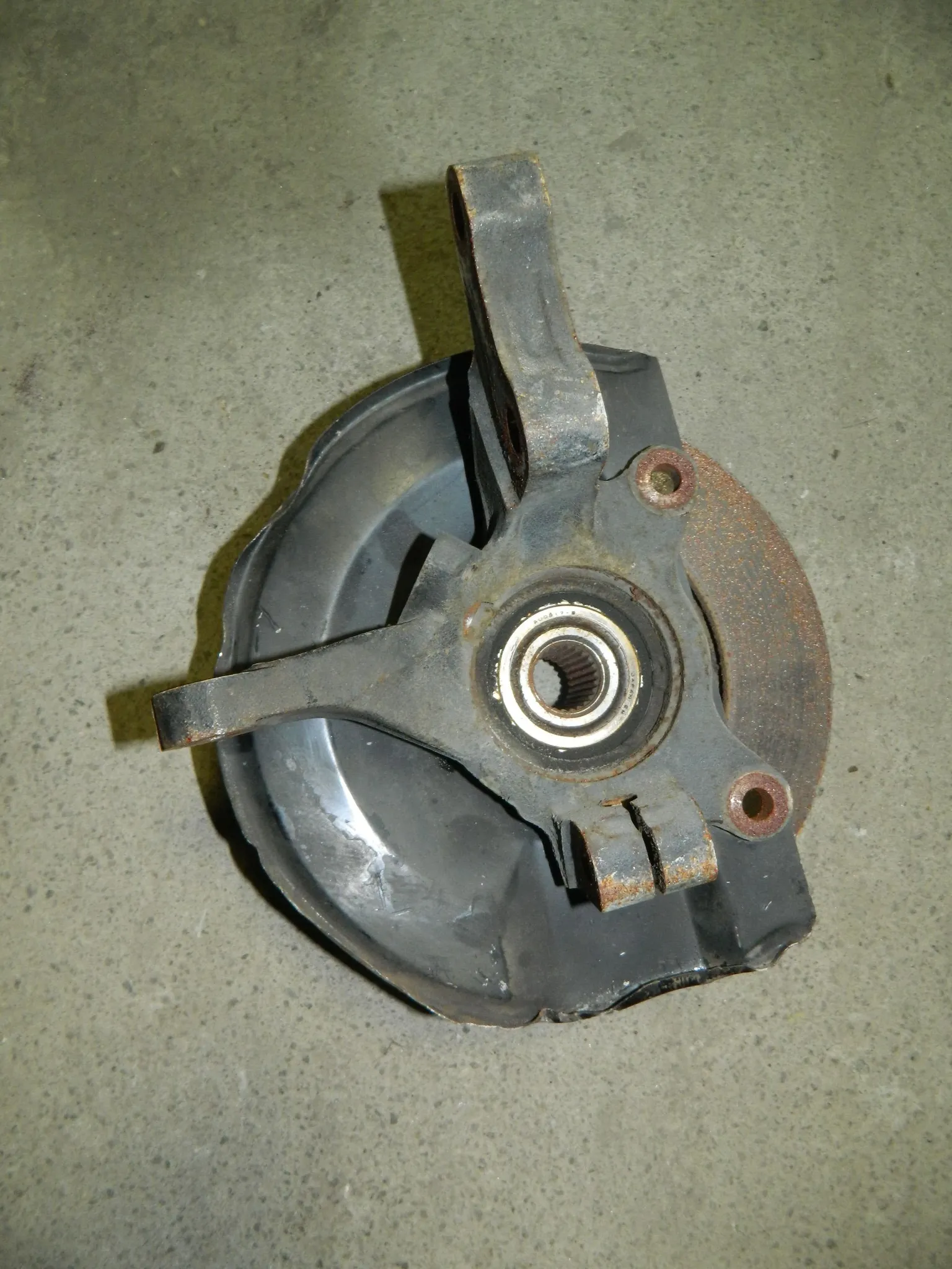 Ступица MITSUBISHI DINGO CQ2A Перед Лев (Контрактный) 79591209