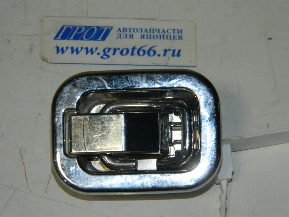 Крючок-фиксатор сетки багажника HYUNDAI EQUUS VI G6DA 2013-2015 (Б/У) 35017286 857973N000