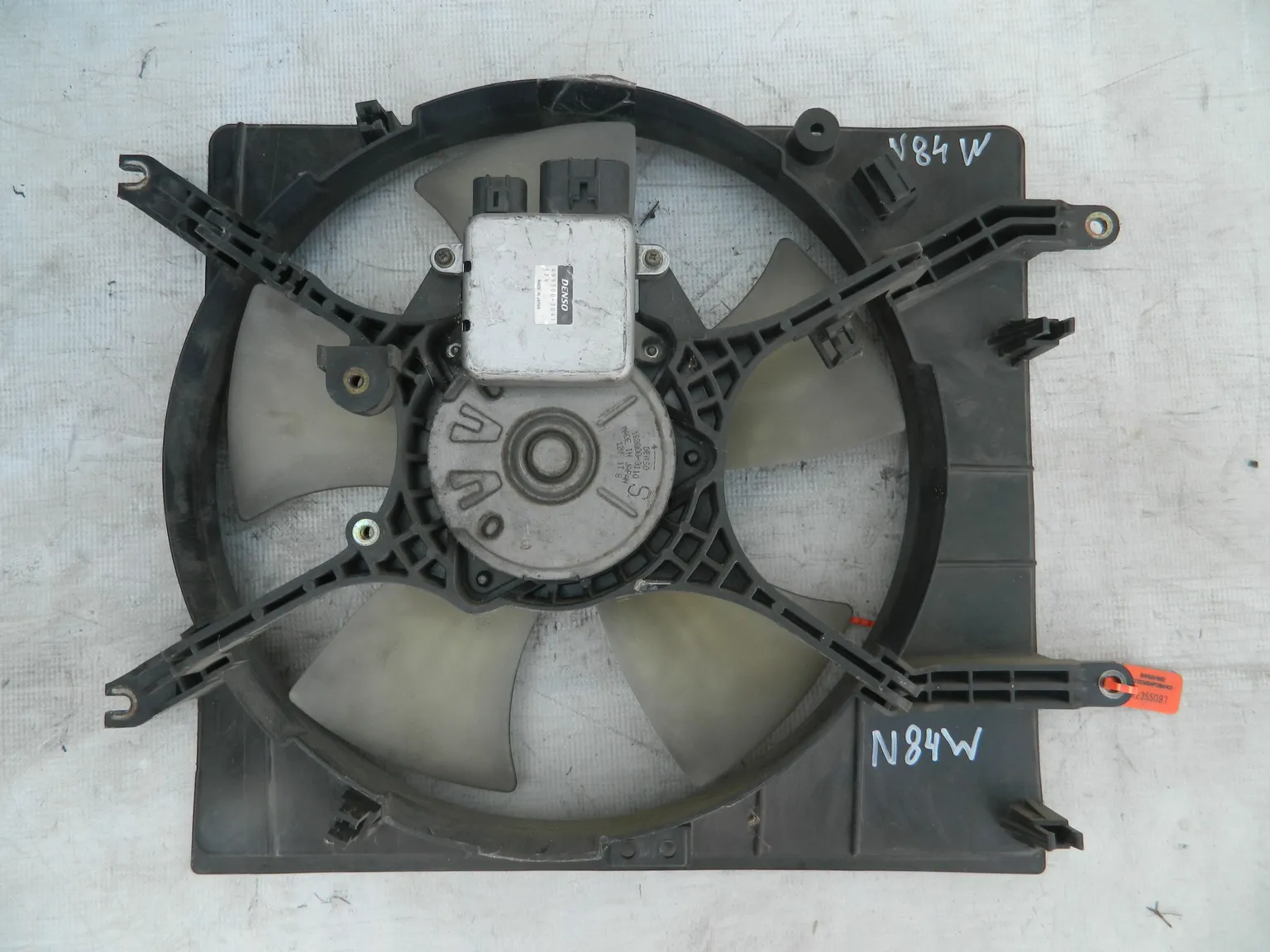 Диффузор радиатора MITSUBISHI CHARIOT GRANDIS N84W (Контрактный) 72355097