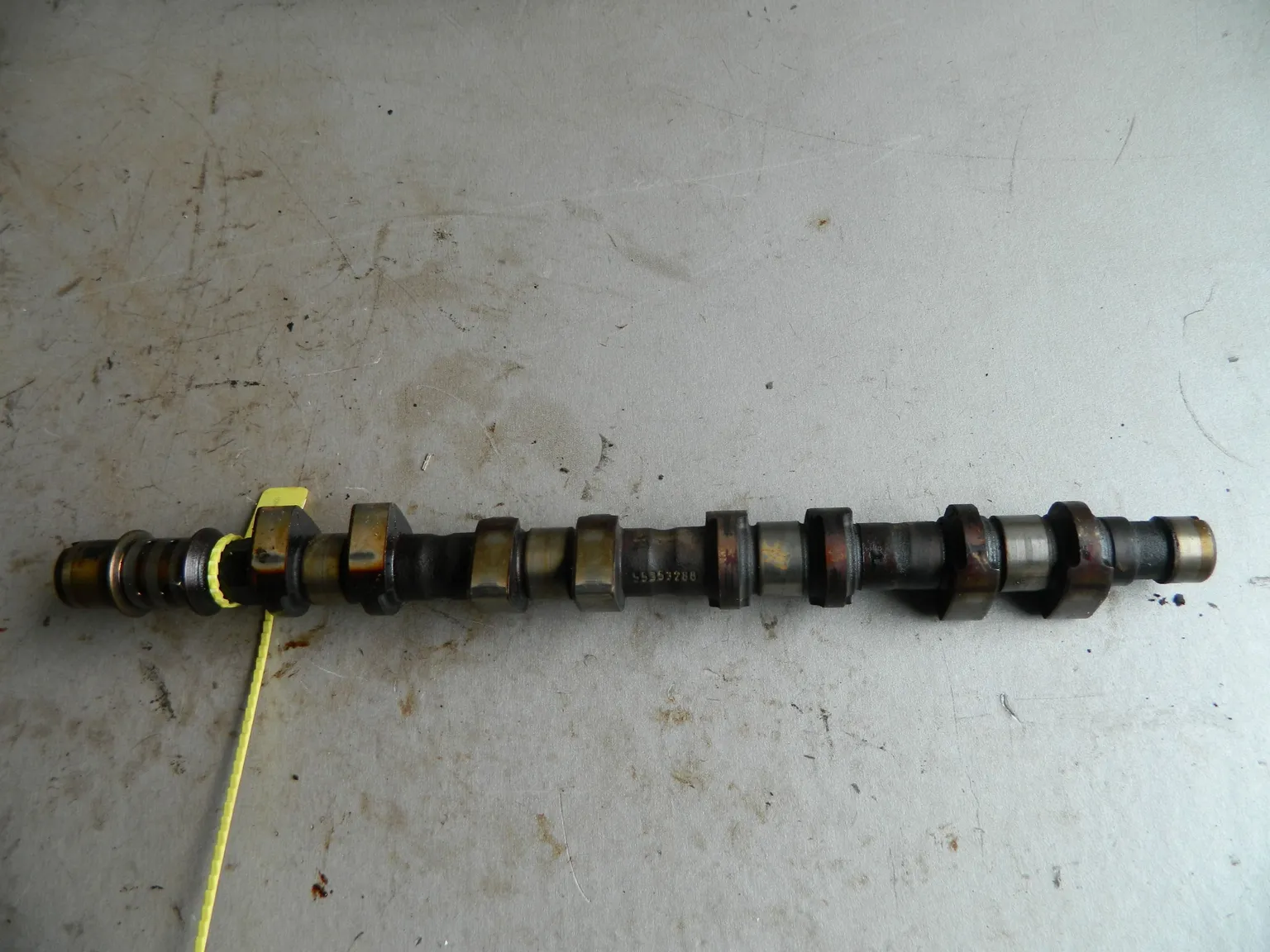 Распредвал OPEL ASTRA A16XER (Б/У) 94584115