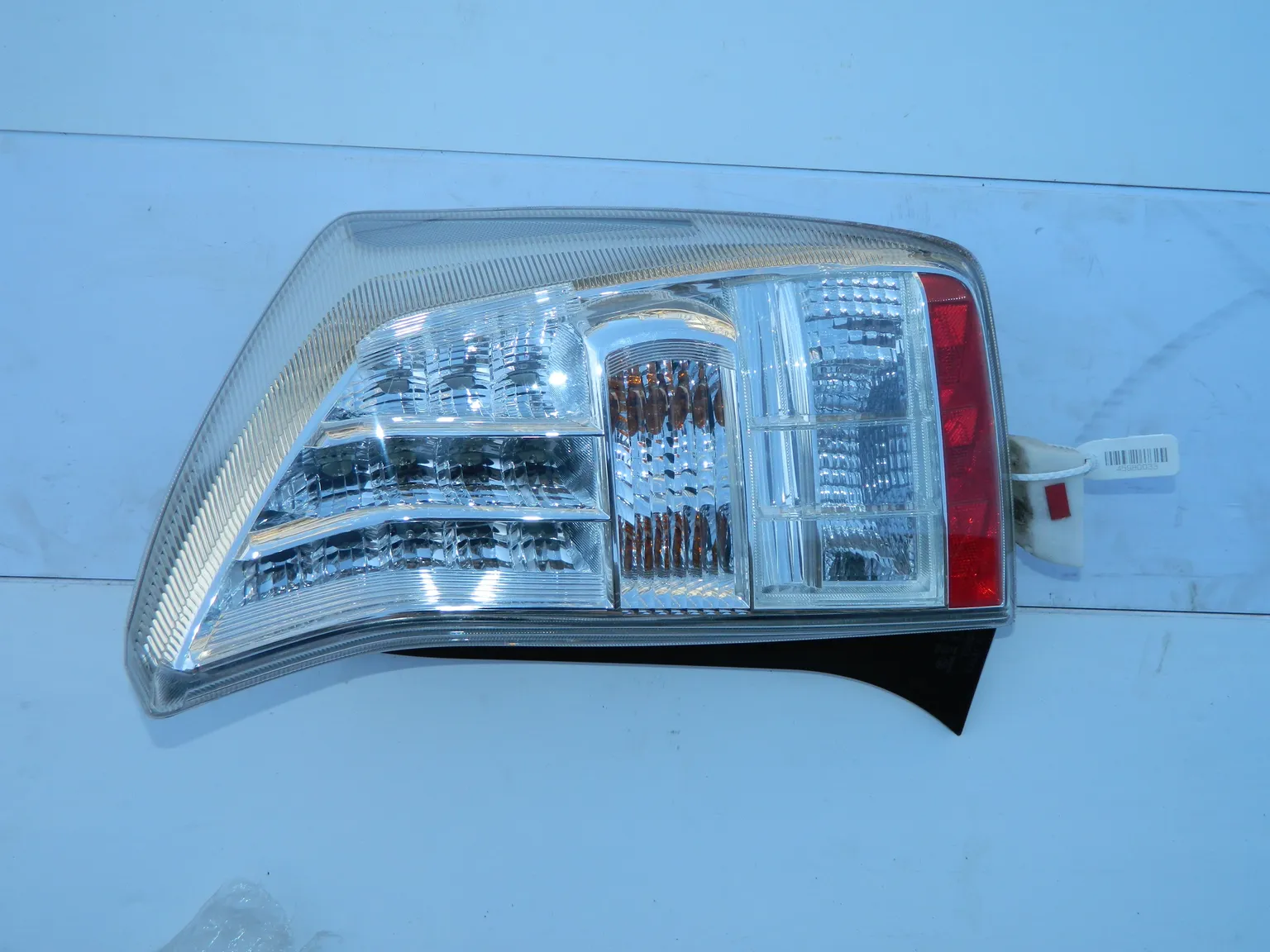 Фонарь TOYOTA PRIUS ZVW30 Зад Прав (Контрактный) 45980033