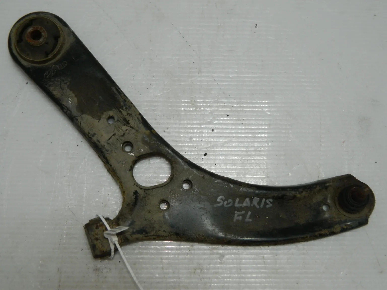 Рычаг подвески HYUNDAI SOLARIS Перед Лев 46098800 Б/У