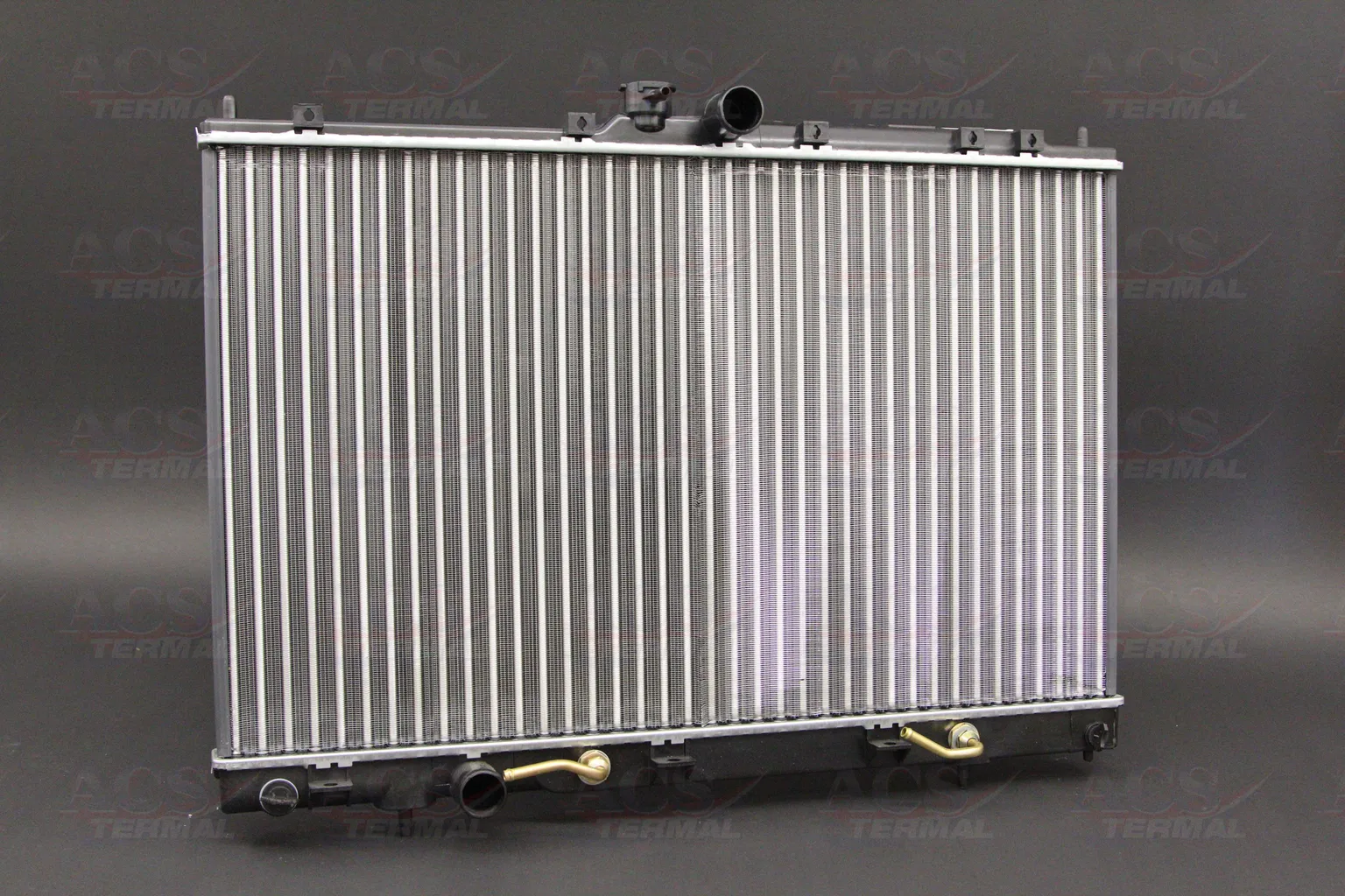 Радиатор охлаждения TERMAL 242893 MITSUBISHI OUTLANDER I 2.0-2.4 (02-09) AT