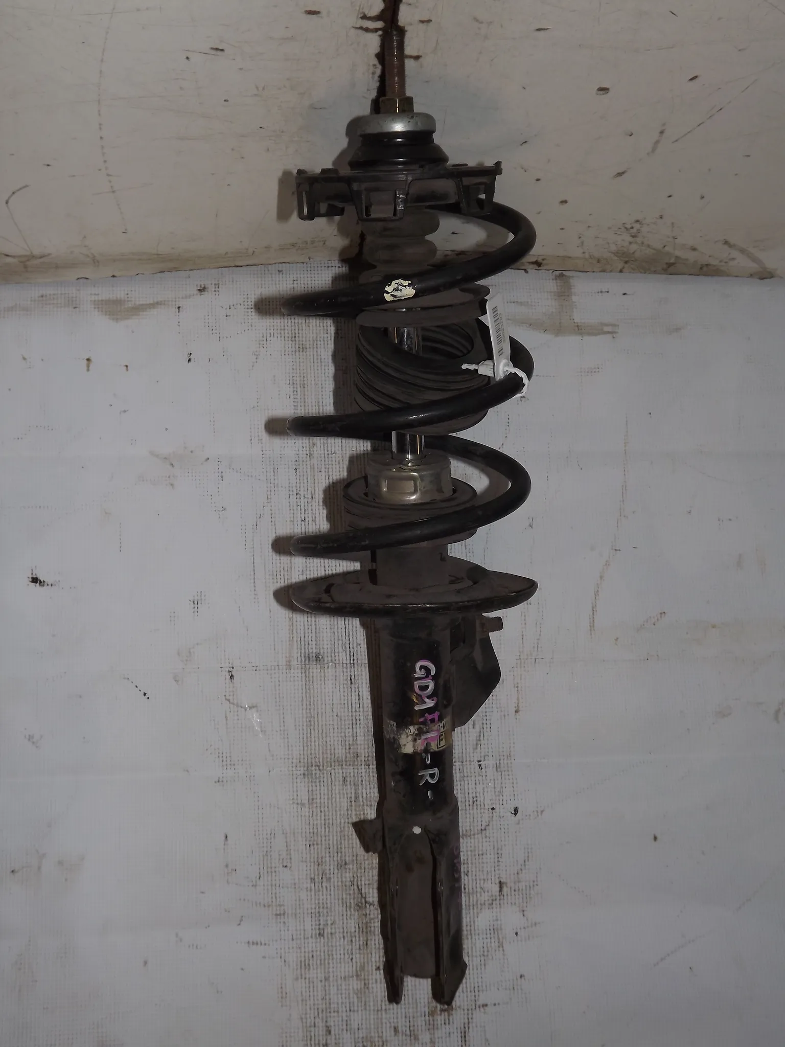 Стойка подвески HONDA FIT GD1 Перед Прав (Контрактный) 35023203