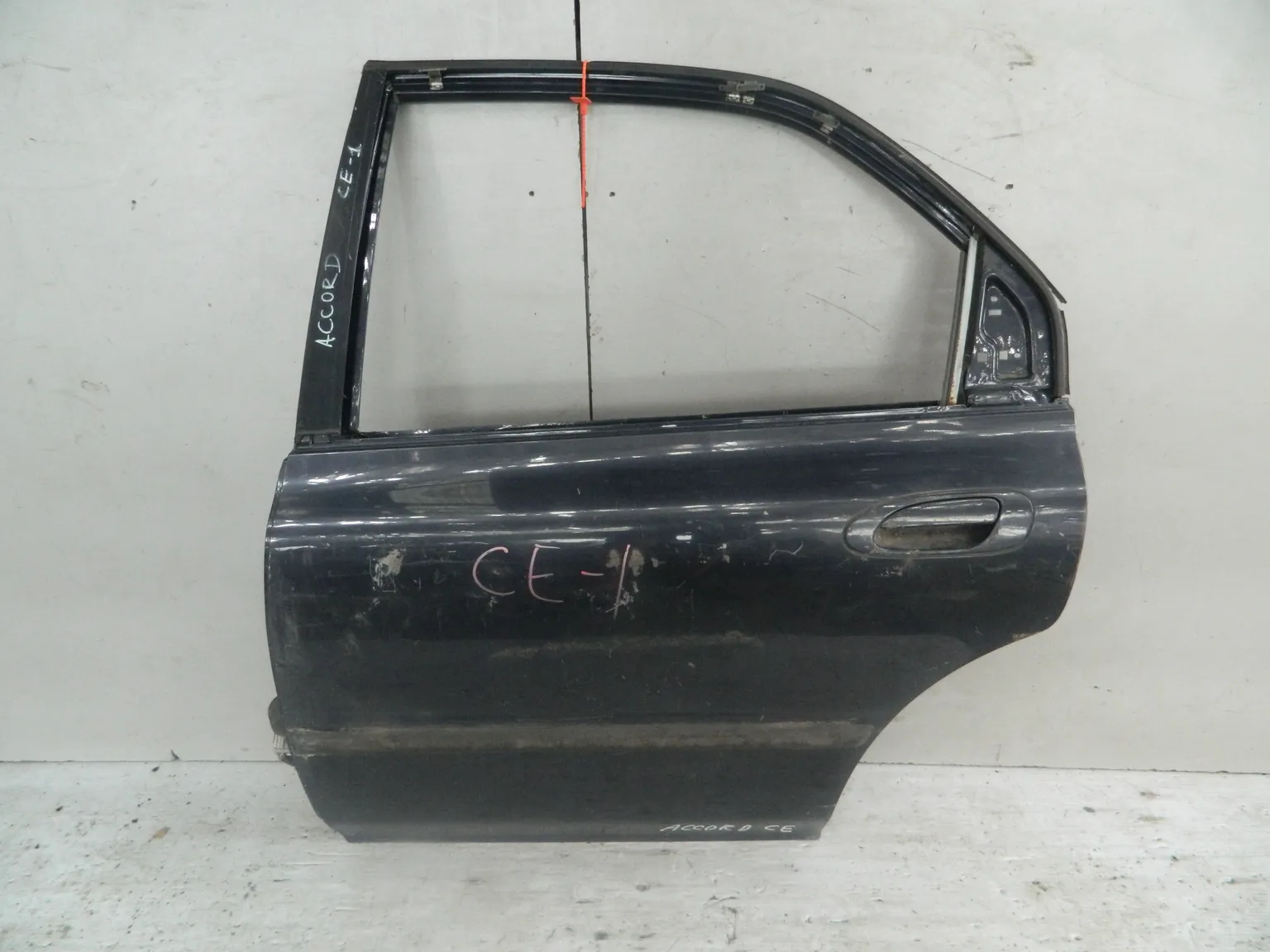 Дверь HONDA ACCORD CE1 Зад Лев (Контрактный) 72355938