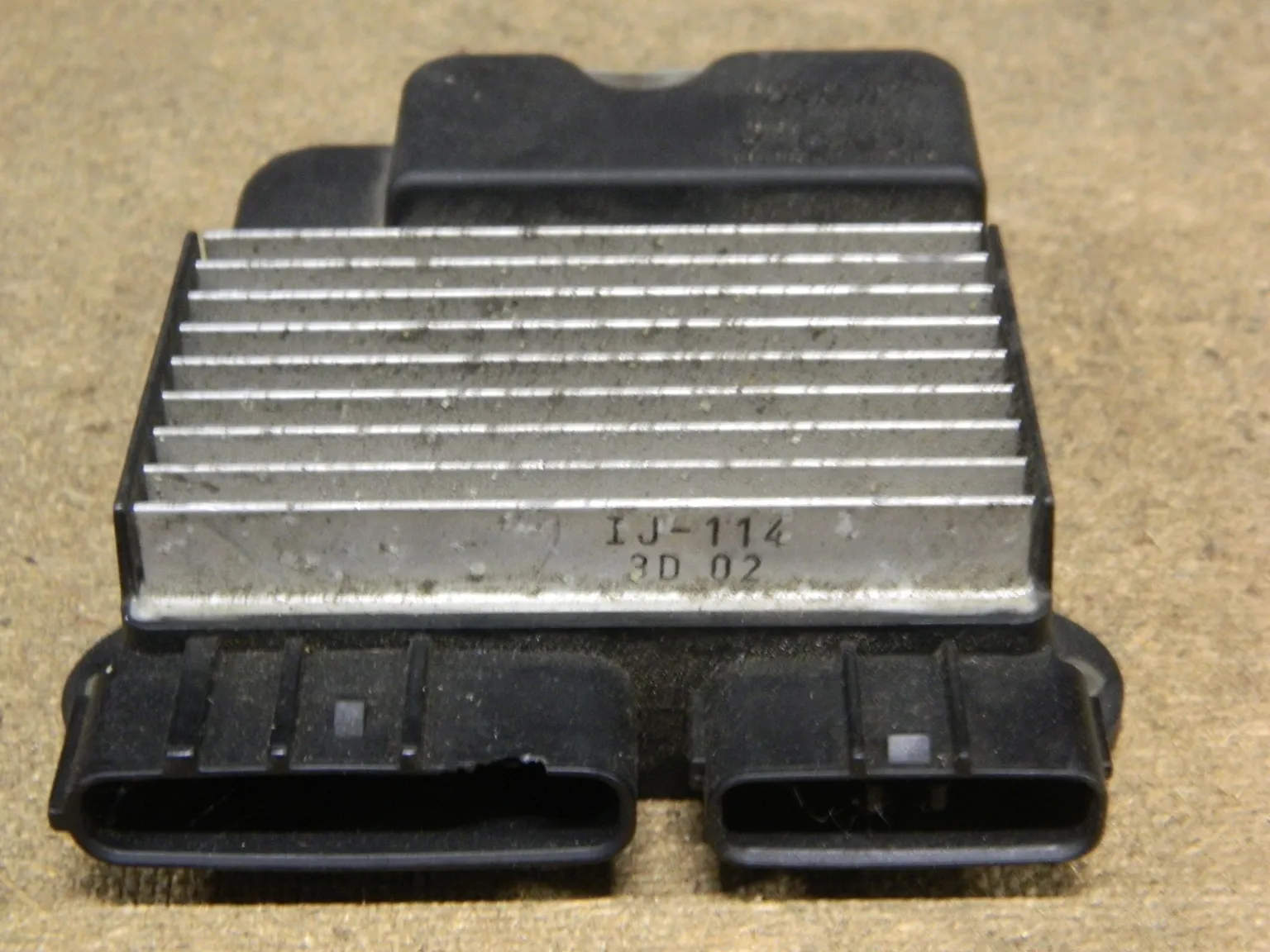 Блок управления форсунками TOYOTA AVENSIS 1AZFSE (Контрактный) 10211