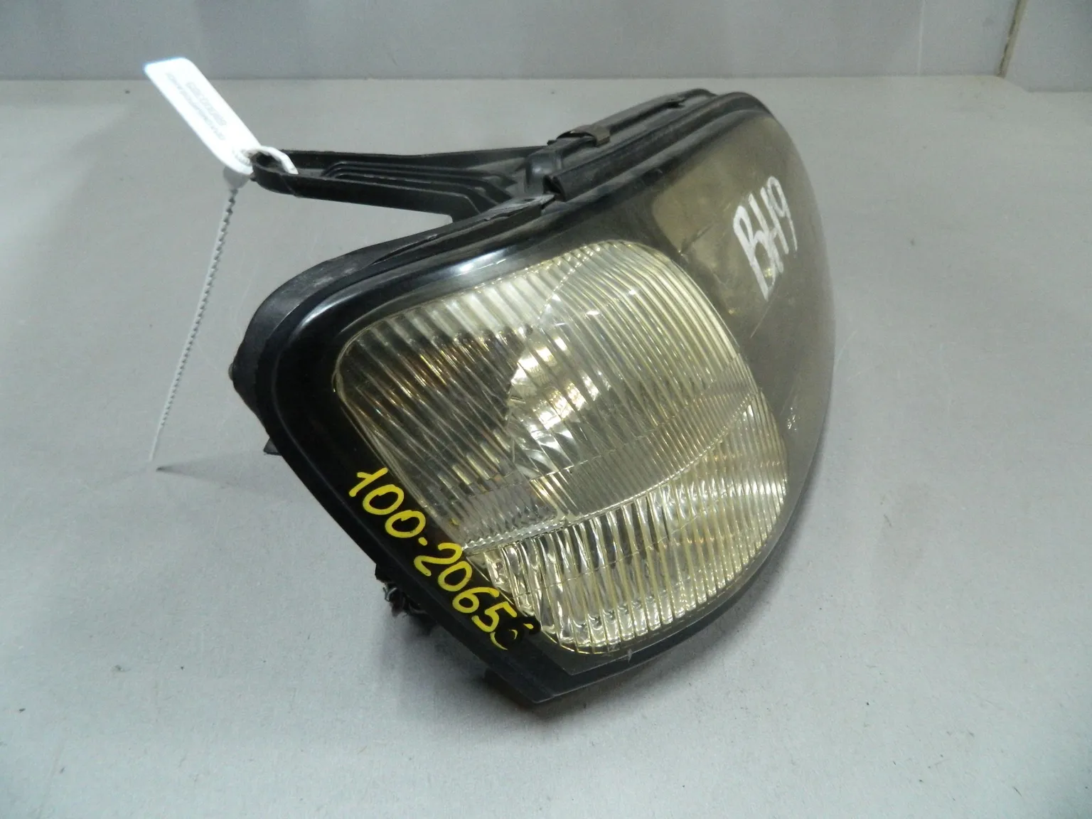 Фара SUBARU LEGACY BH5 Перед Прав (Контрактный) 68000385