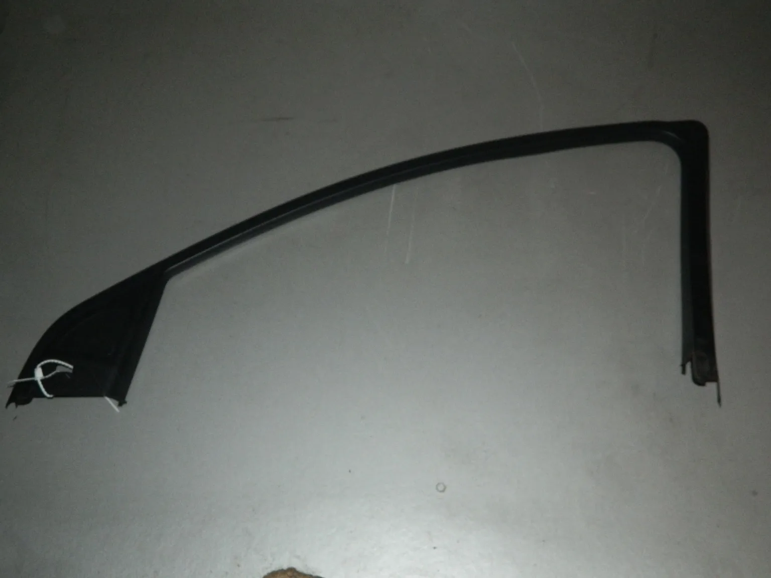 Накладка рамки двери AUDI Q7 4L Перед Прав (Б/У) с динамиком