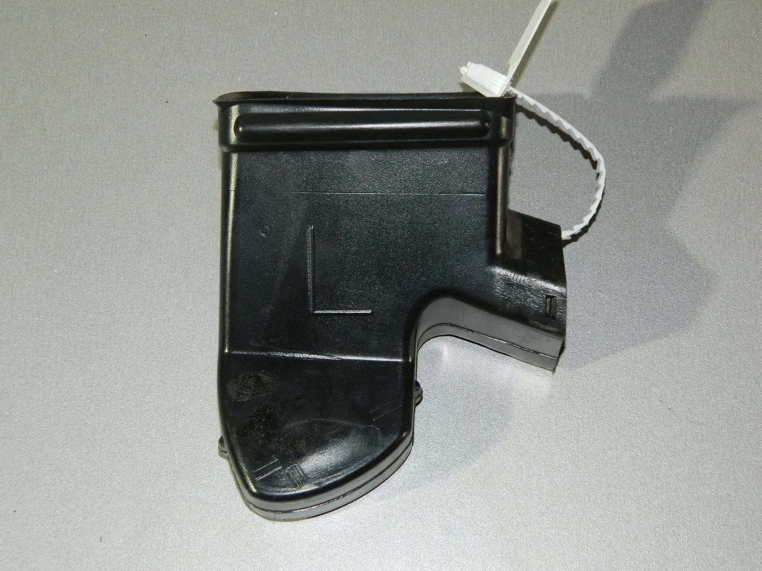 Воздуховод AUDI Q7 4L Перед Лев (Б/У) 45989451