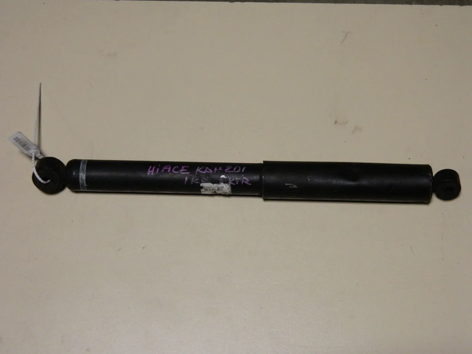 Амортизатор TOYOTA HIACE KDH201 Зад (Контрактный) 45992112