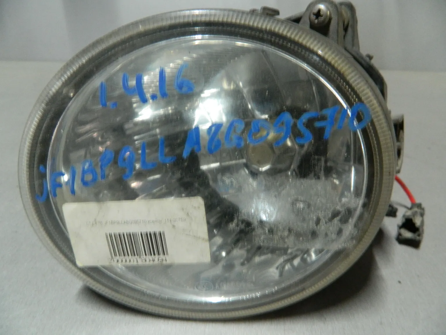 Фара противотуманная SUBARU FORESTER SG5 Перед Лев (Контрактный) 79780994