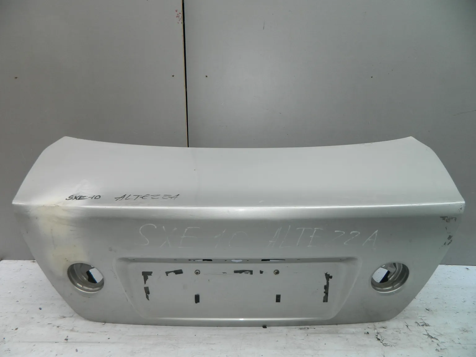Крышка багажника TOYOTA ALTEZZA SXE10 (Контрактный) 40951828