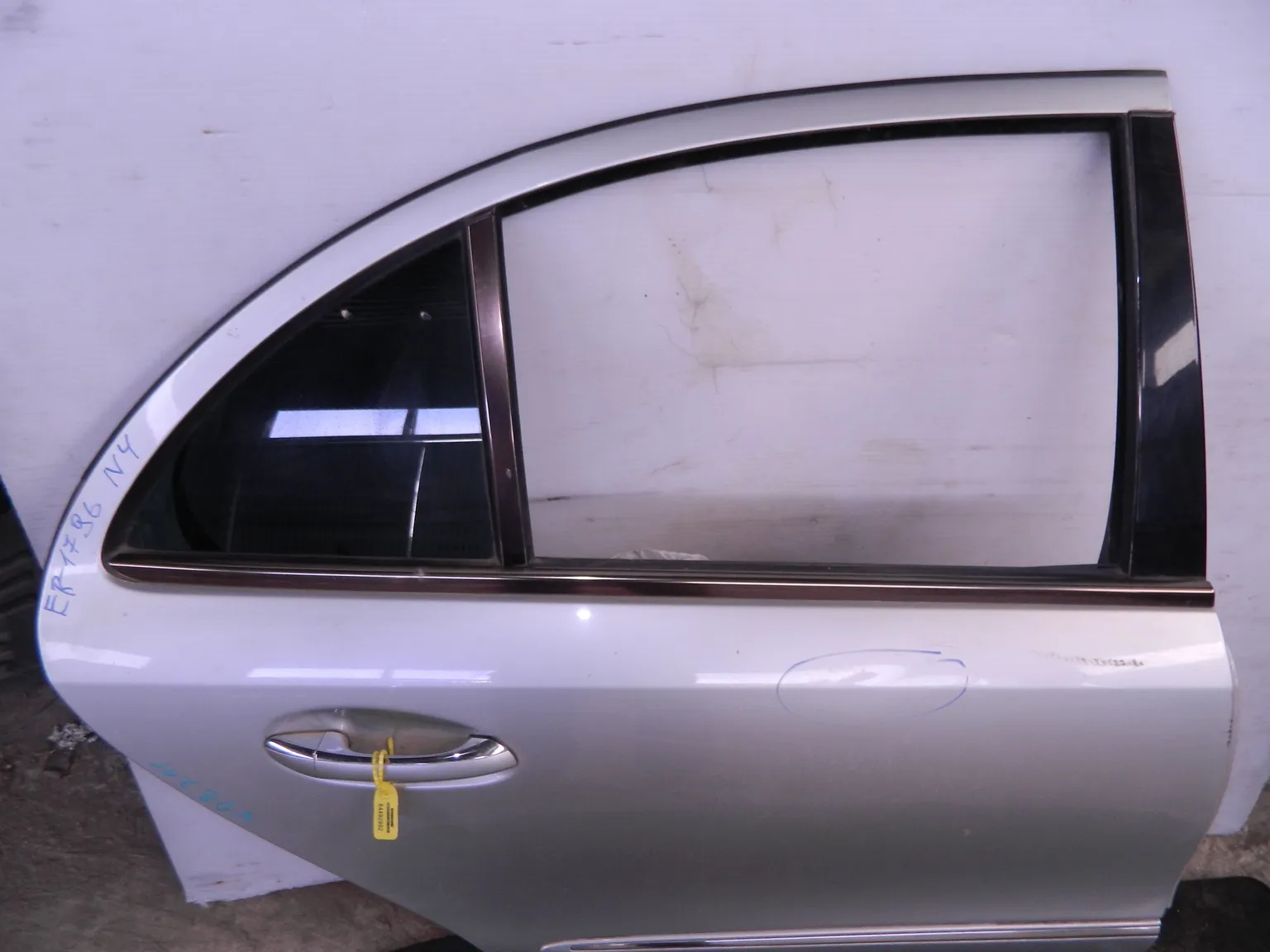 Дверь MERCEDES-BENZ E-CLASS W211 Зад Прав (Контрактный) 64492992