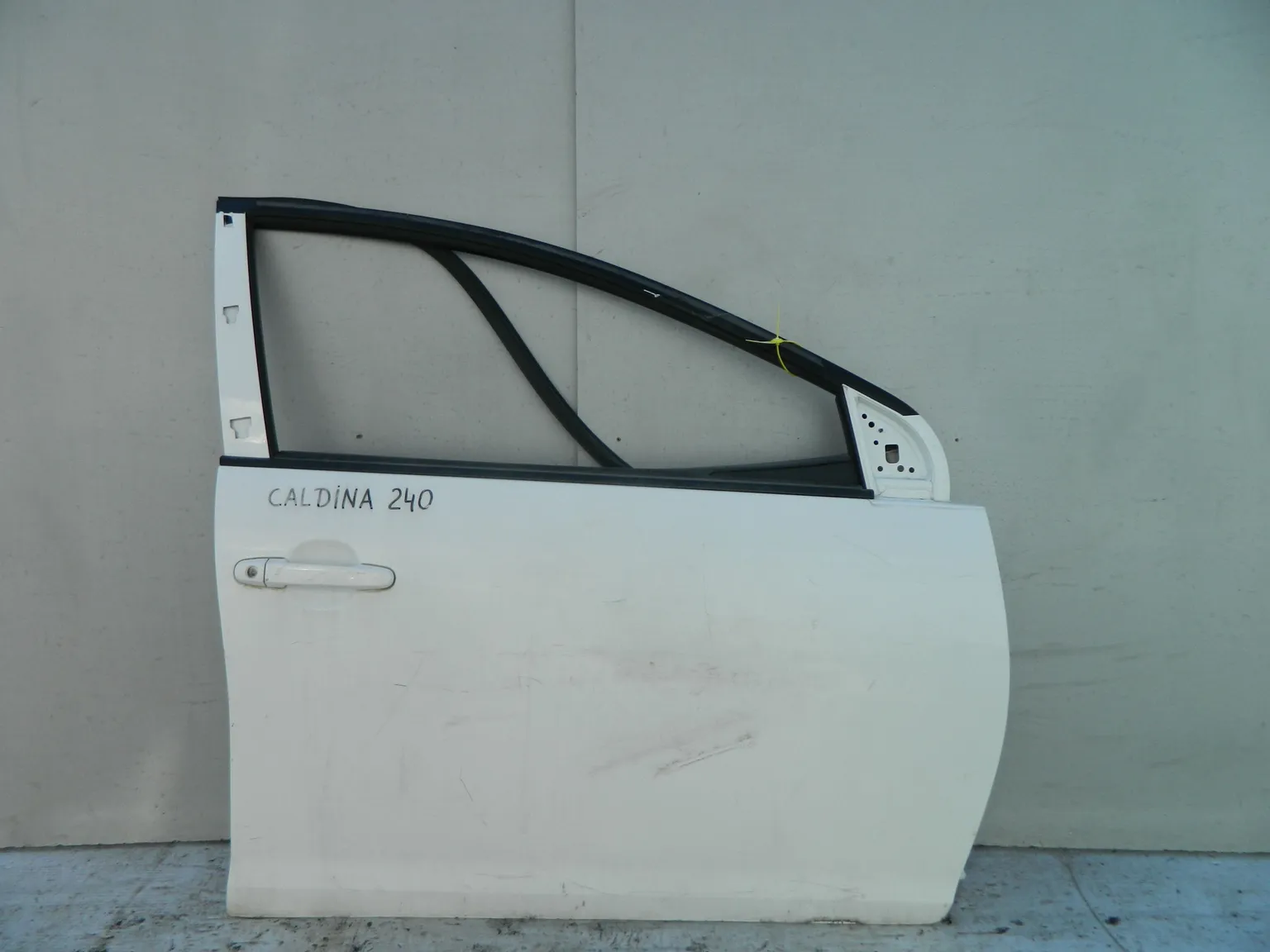 Дверь TOYOTA CALDINA AZT240 Перед Прав (Контрактный) 40951271 6700121130