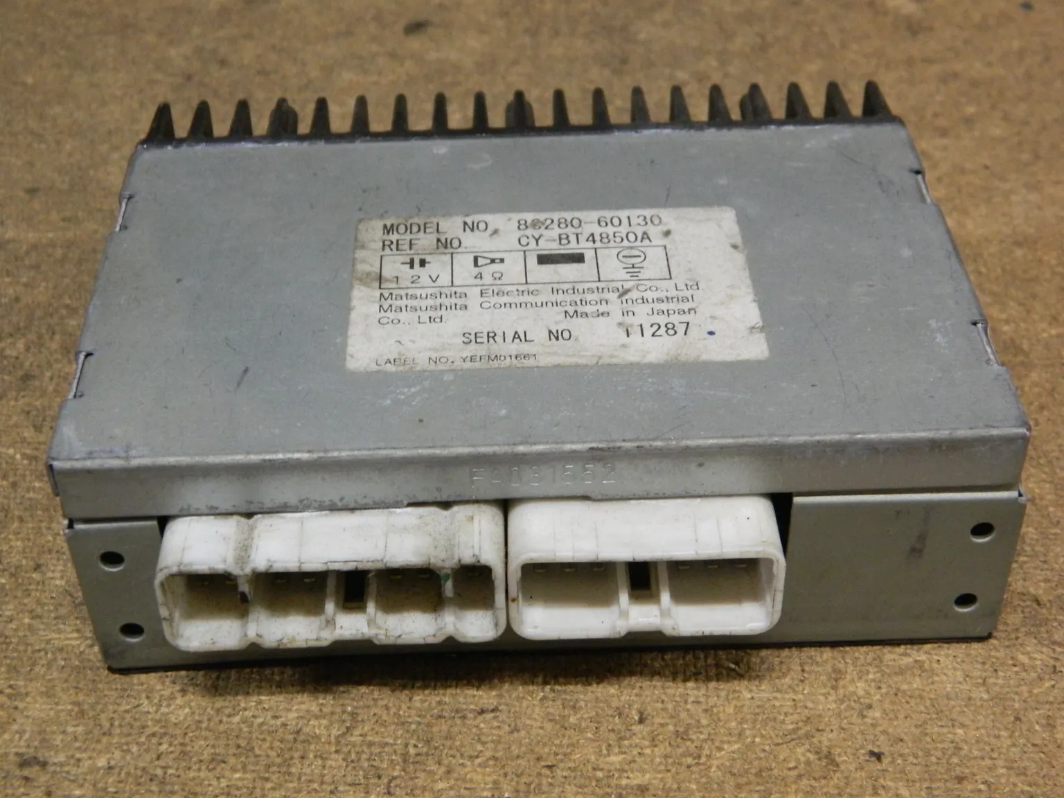 Усилитель акустической системы TOYOTA LAND CRUISER UZJ100 (Контрактный) 10812 8628060130