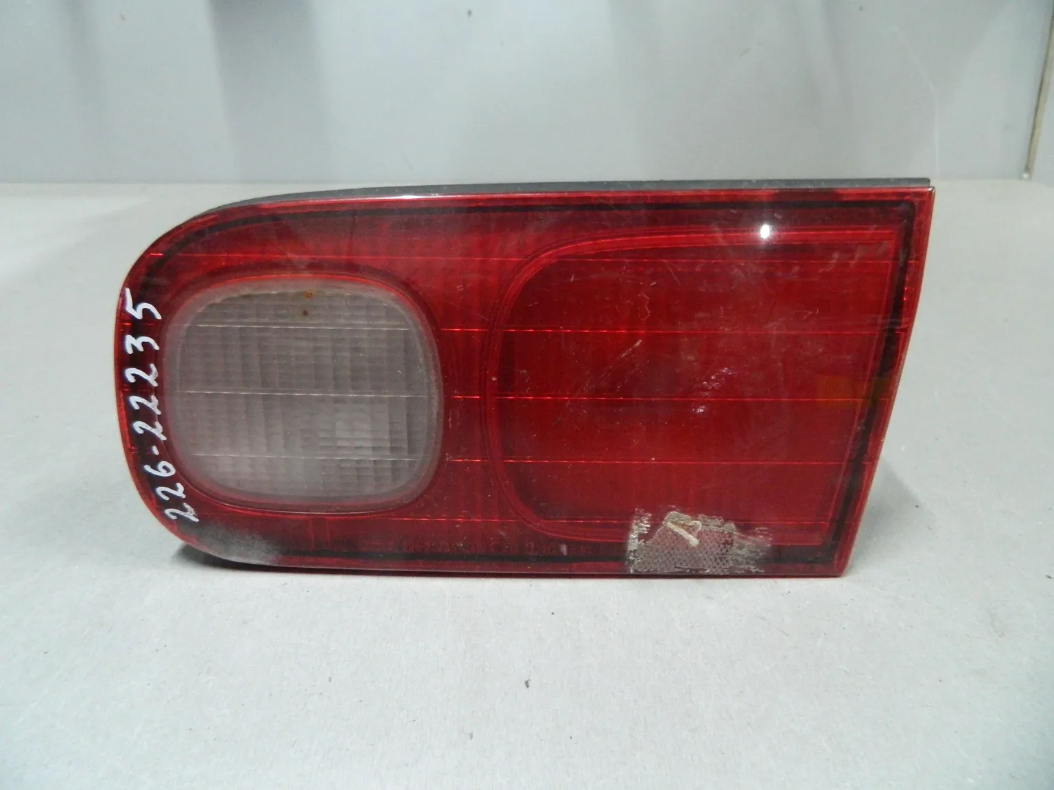 Фонарь HONDA INTEGRA DB6 Зад Прав (Контрактный) 69838892