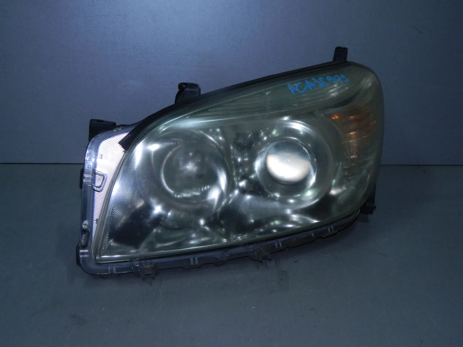 Фара TOYOTA RAV4 ACA36 Перед Лев 4238 (Контрактный) 180296100