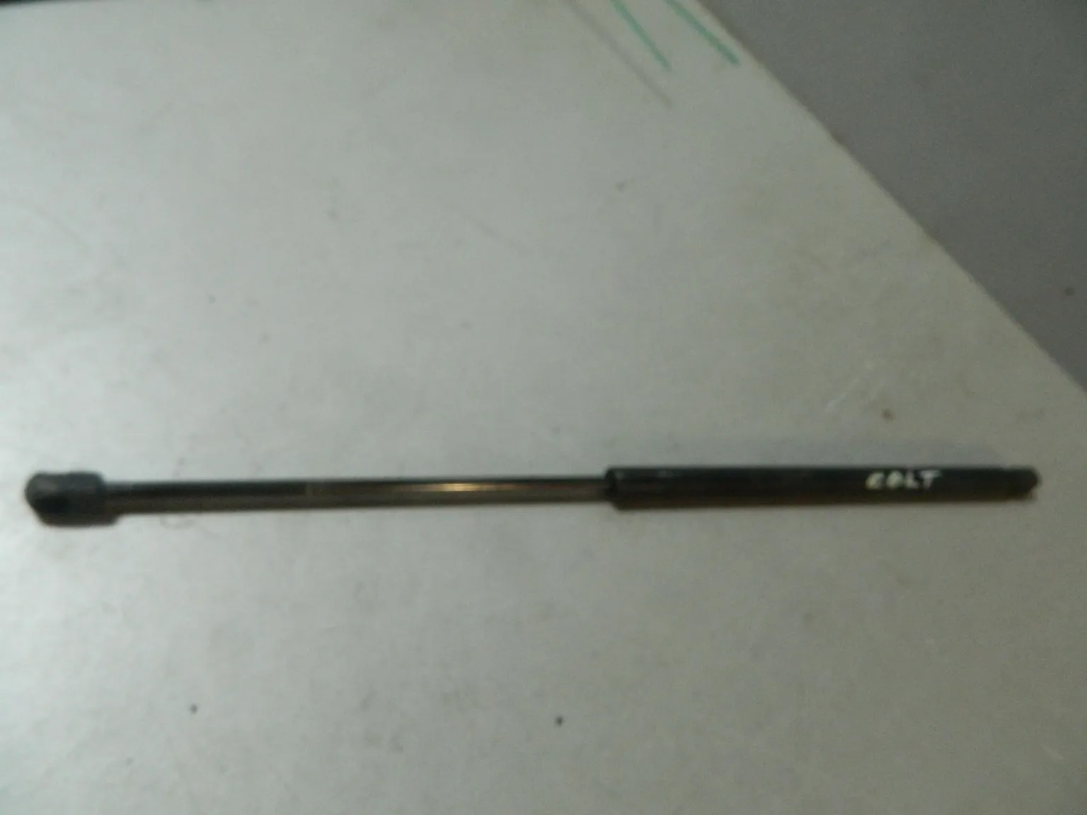 Амортизатор багажника MITSUBISHI COLT Z25A (Контрактный) 81528858