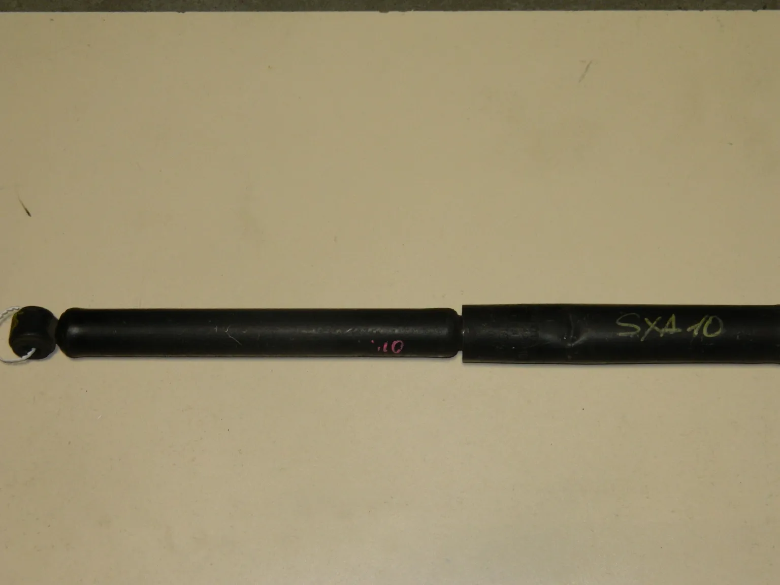 Амортизатор TOYOTA RAV4 SXA10 Зад (Контрактный) 45992023