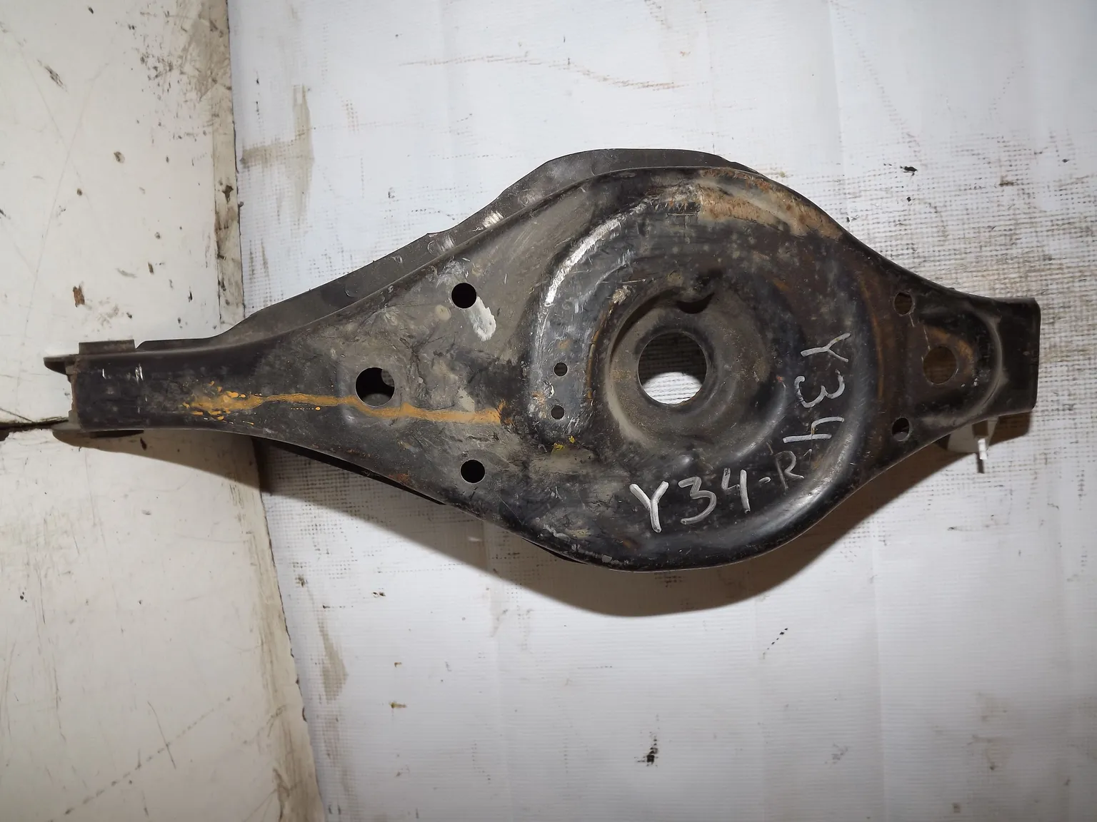 Рычаг подвески NISSAN TEANA J31 Зад Прав Низ (Контрактный) 35023114