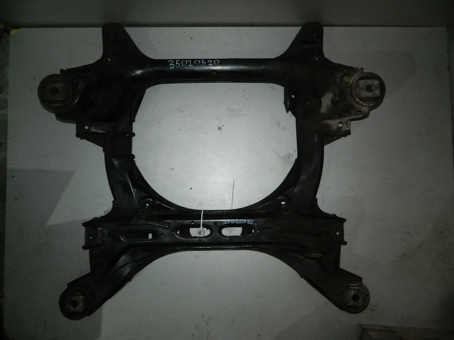 Балка подвески AUDI Q7 4L BAR Перед (Б/У)