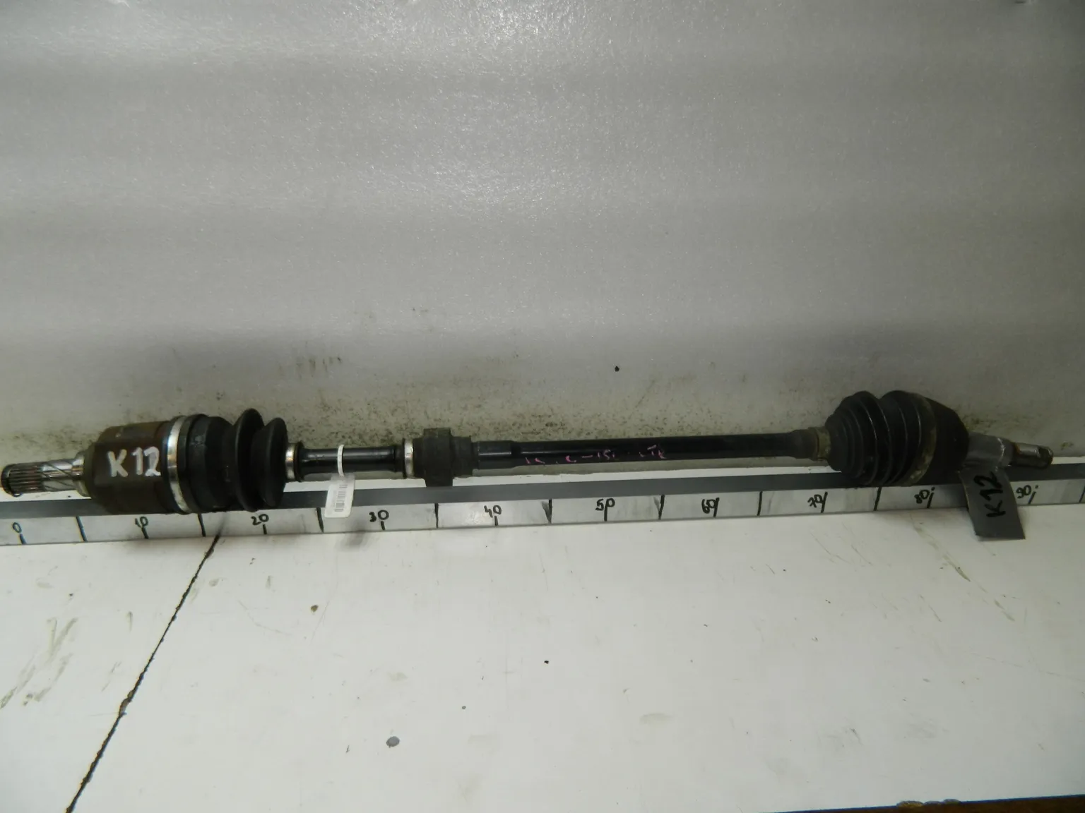 Привод NISSAN MARCH AK12 CR12DE Перед Прав (Контрактный) 35015472