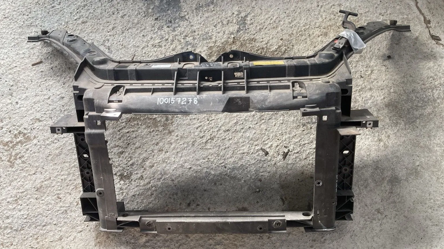 Рамка радиатора MAZDA DEMIO DY3W (Контрактный) 100157278