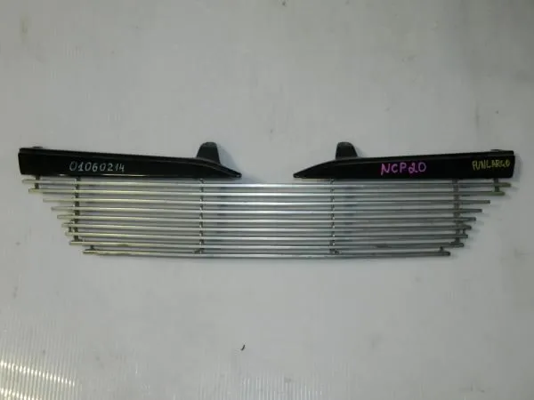 Решетка радиатора TOYOTA FUNCARGO NCP20 (Контрактный) 79773531