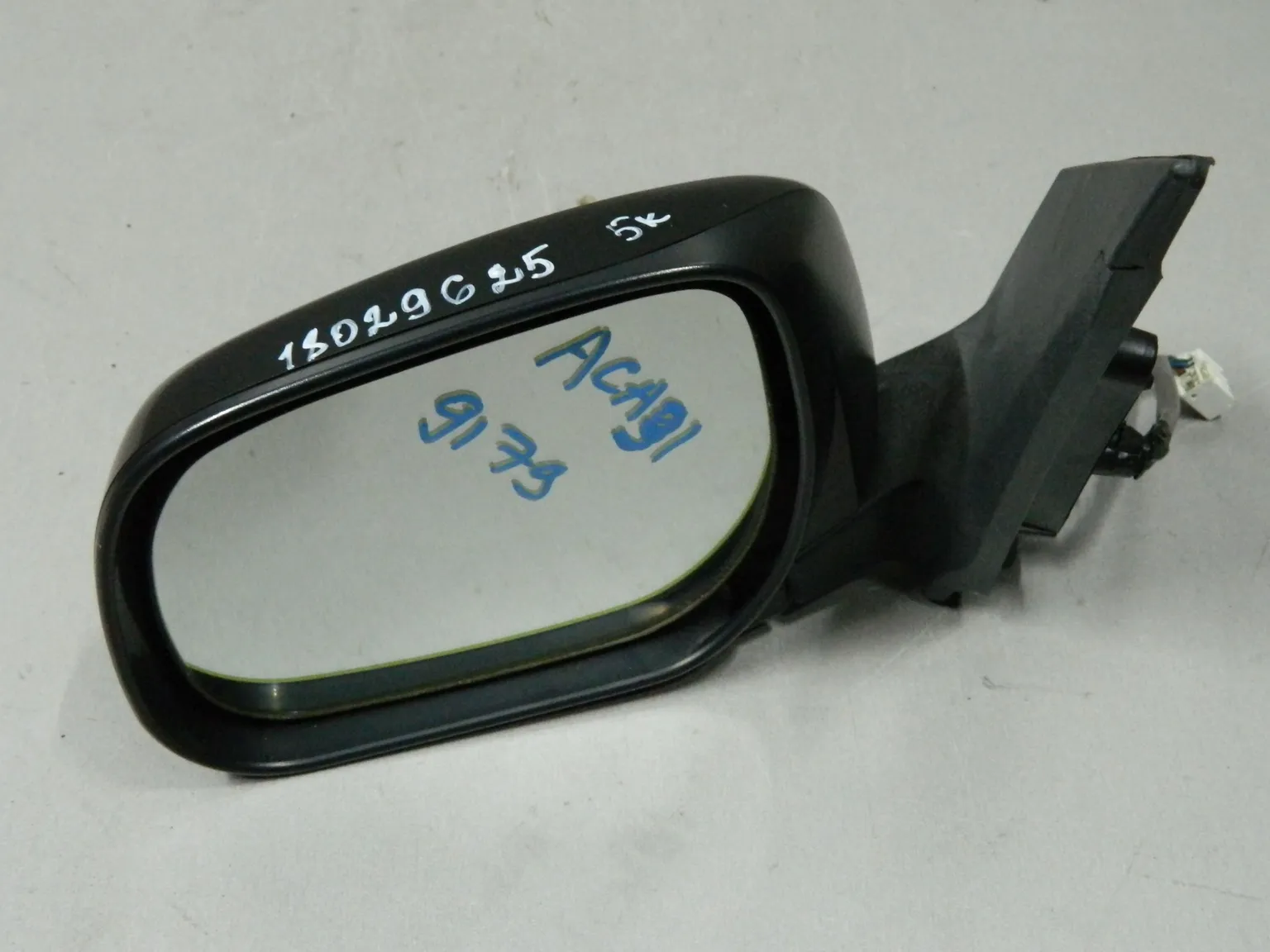 Зеркало TOYOTA RAV4 ACA36 Перед Лев (Контрактный) 18029625
