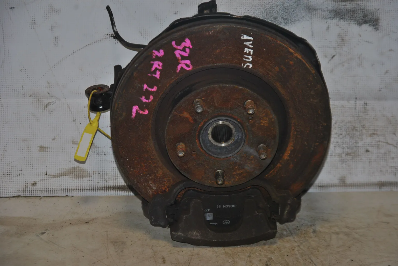 Ступица TOYOTA AVENSIS ZRT272  Перед Лев (Контрактный) 40940318