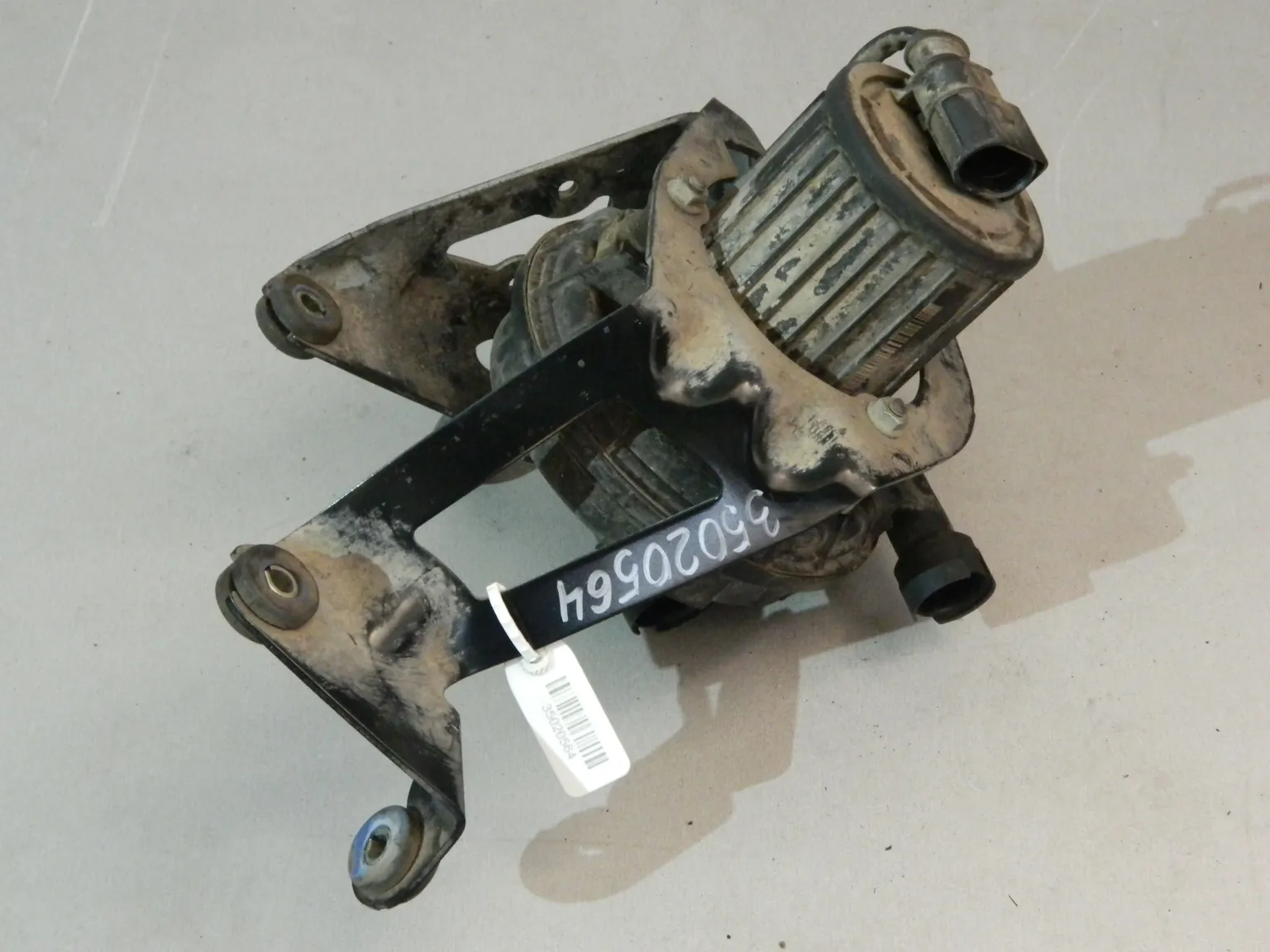 Насос воздушный AUDI Q7 4L BAR (Б/У) 35020564