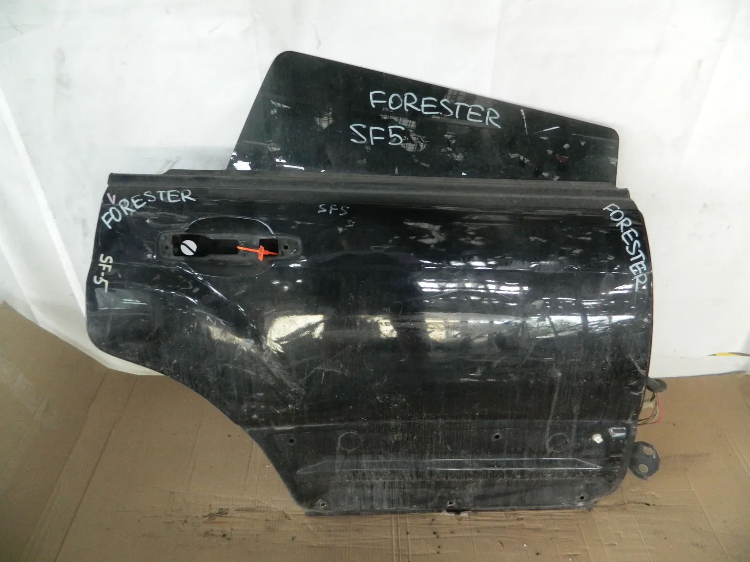 Дверь SUBARU FORESTER SF5 Зад Прав (Контрактный) 65243130