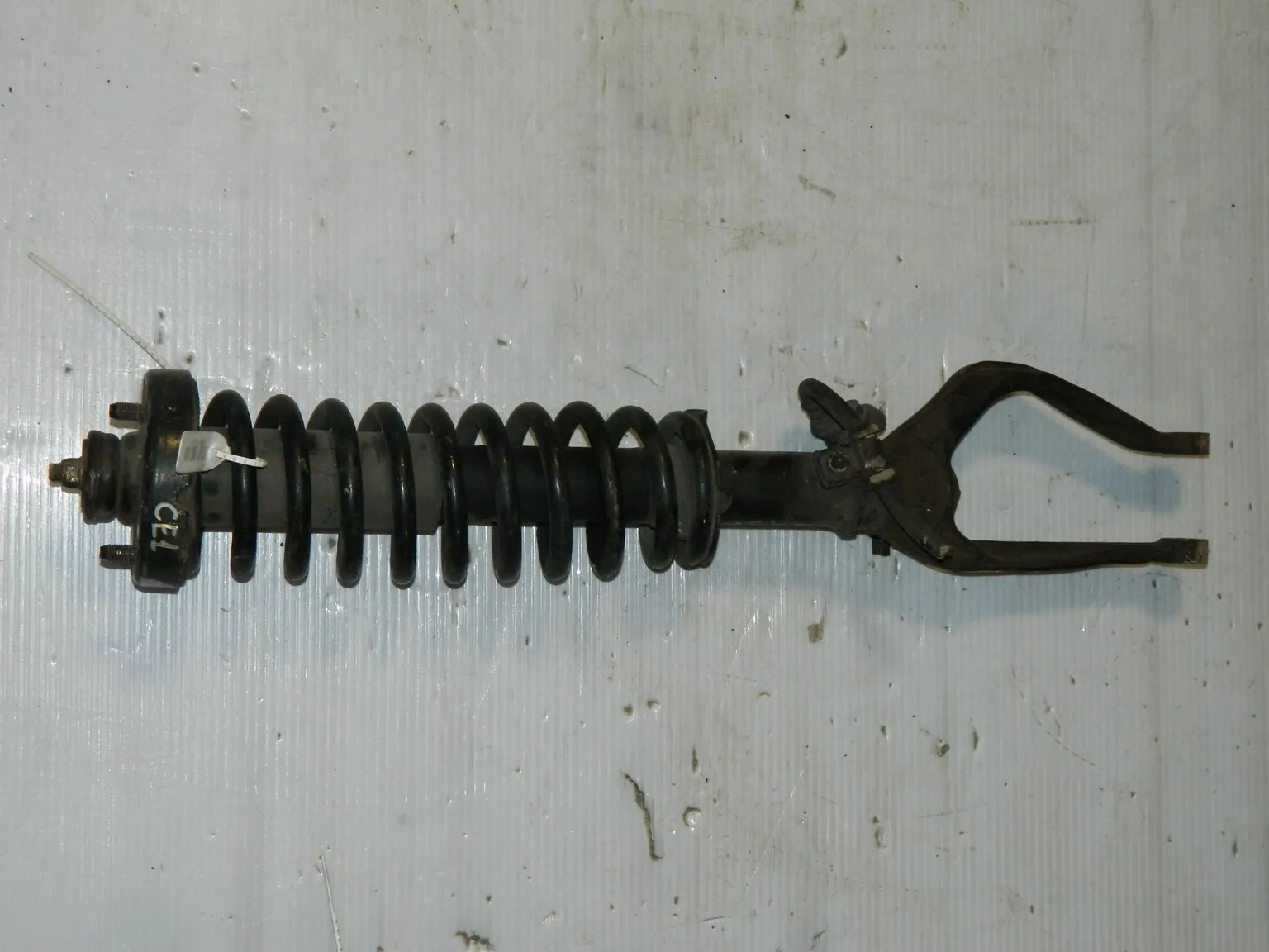 Стойка подвески HONDA ACCORD CE1 Перед Прав (Контрактный) 45976860