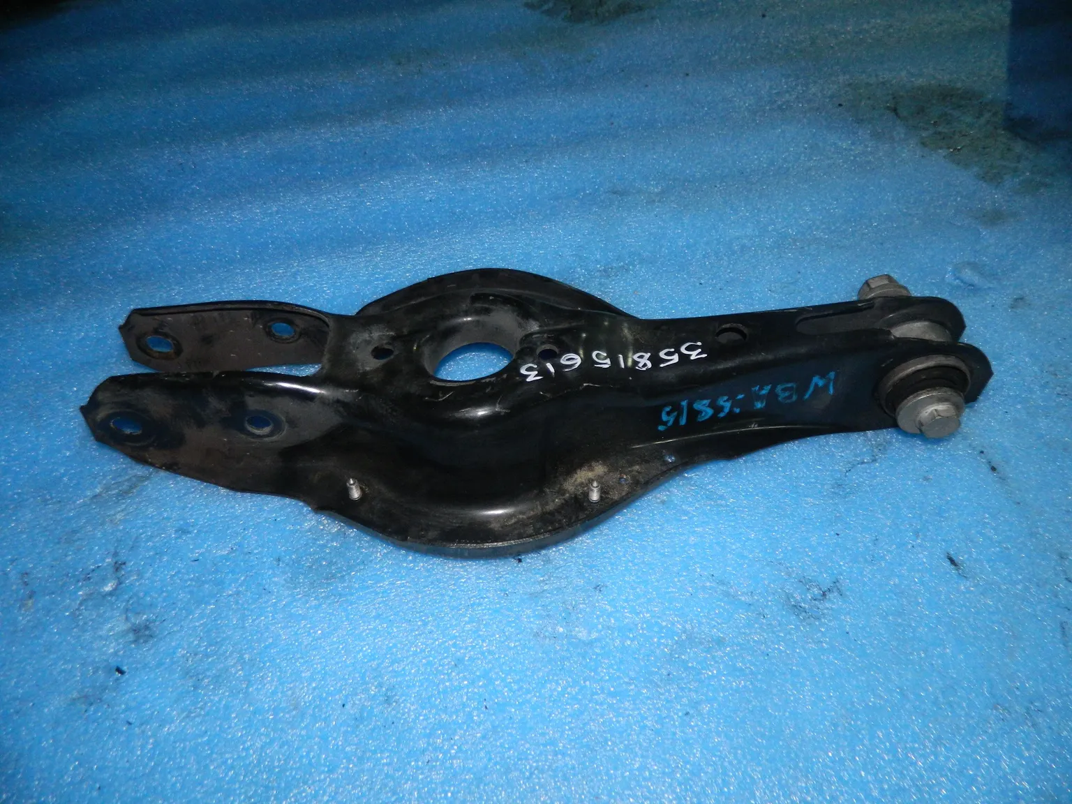 Рычаг подвески BMW 1-SERIES F20 Зад (Контрактный) 35815613