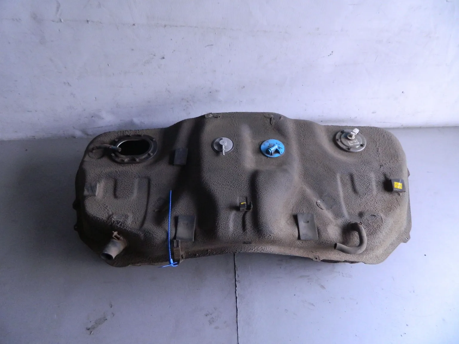 Топливный бак HYUNDAI EQUUS VI G6DA 2013-2015 (Б/У) 69838341