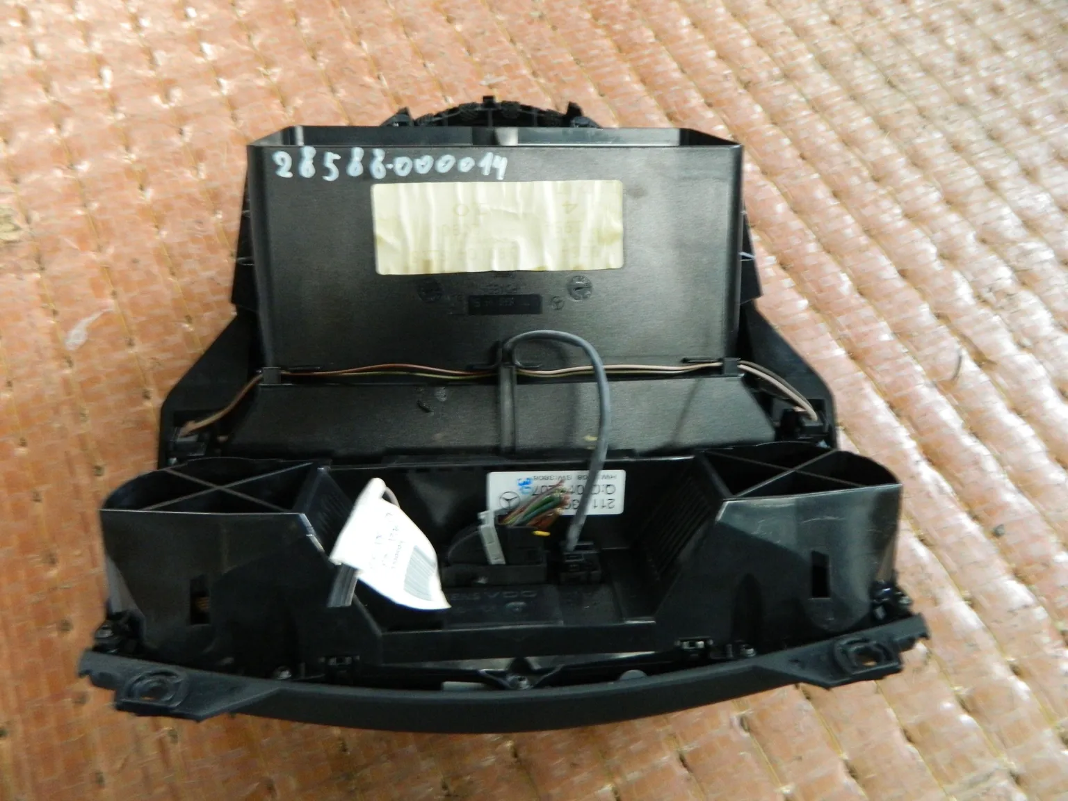 Блок управления климат-контролем MERCEDES-BENZ E-CLASS W211  (Контрактный) 28588000014