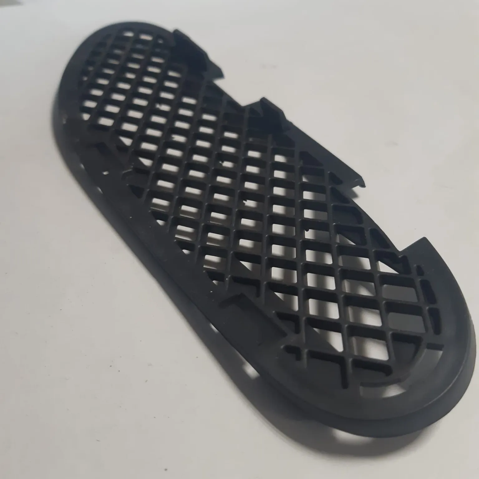 Решетка бампера MERCEDES-BENZ A2028851223 MERCEDES-BENZ W202