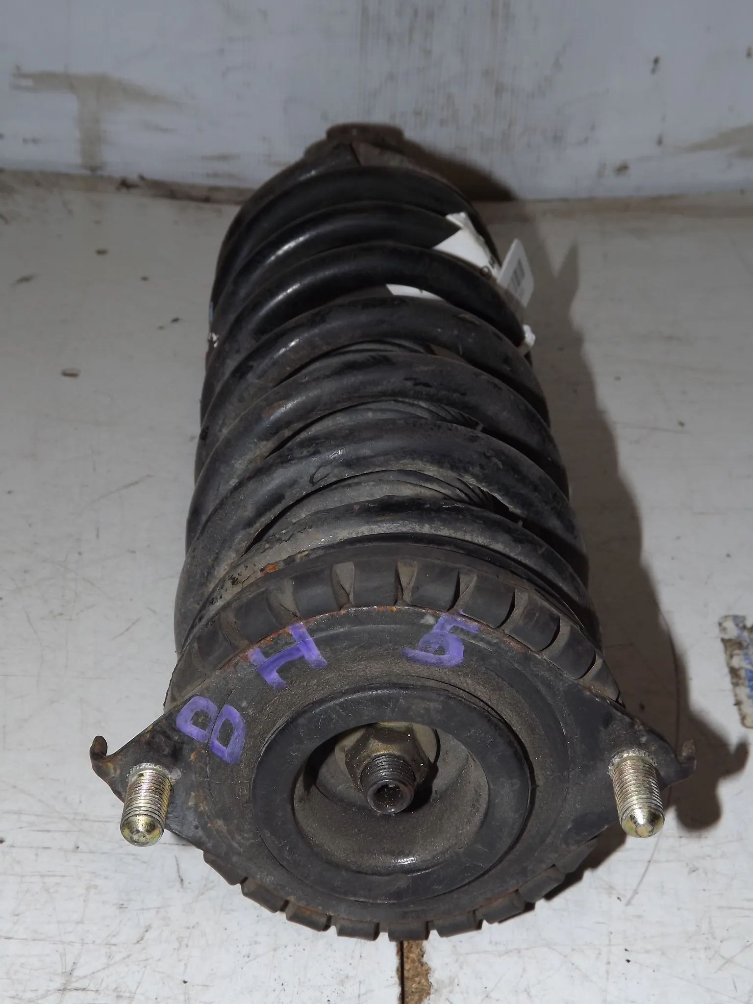 Стойка подвески SUBARU LEGACY BH5 Зад (Контрактный) 35023355