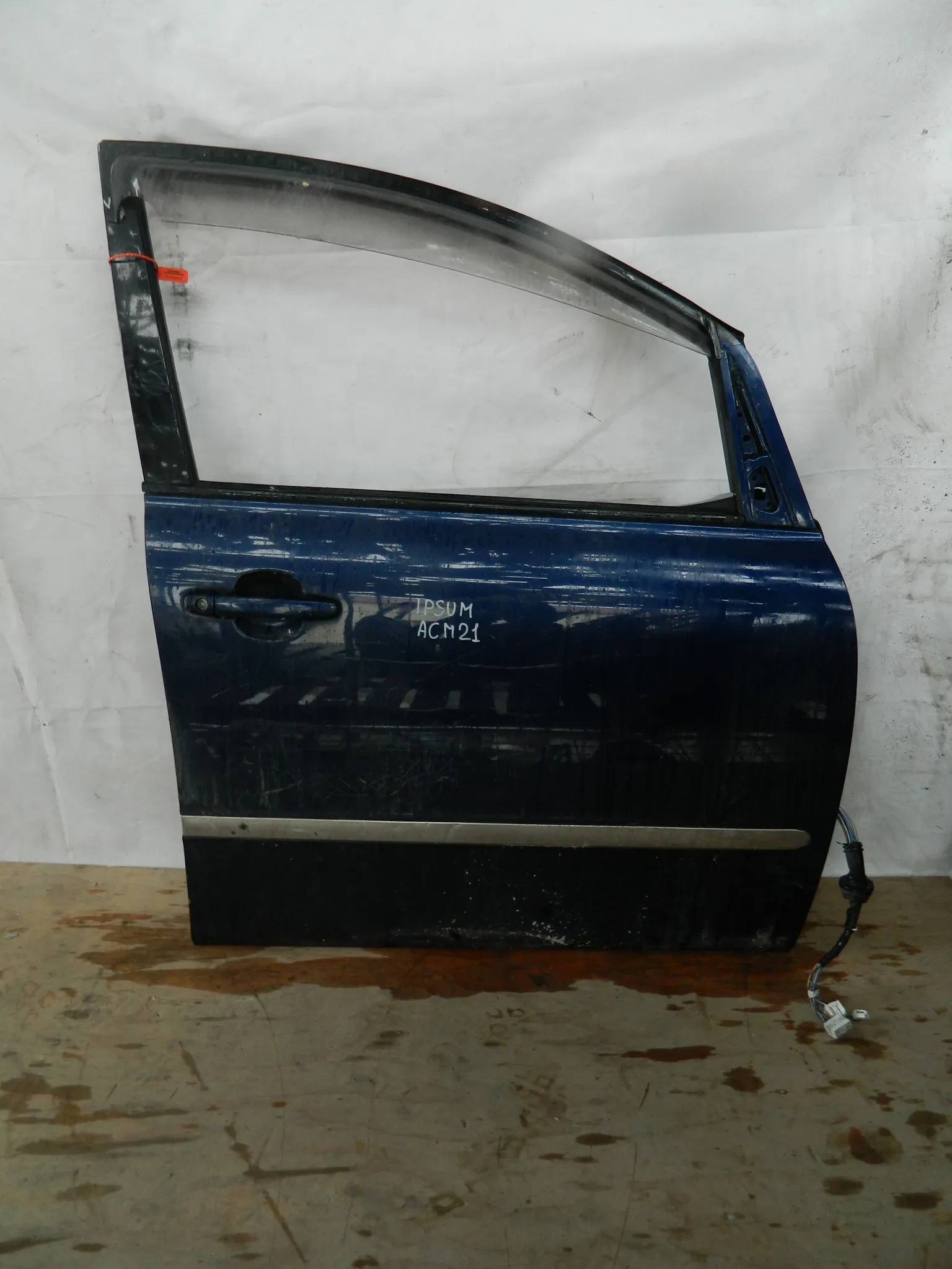 Дверь TOYOTA IPSUM ACM21 Перед Прав (Контрактный) 72355812 6700144060