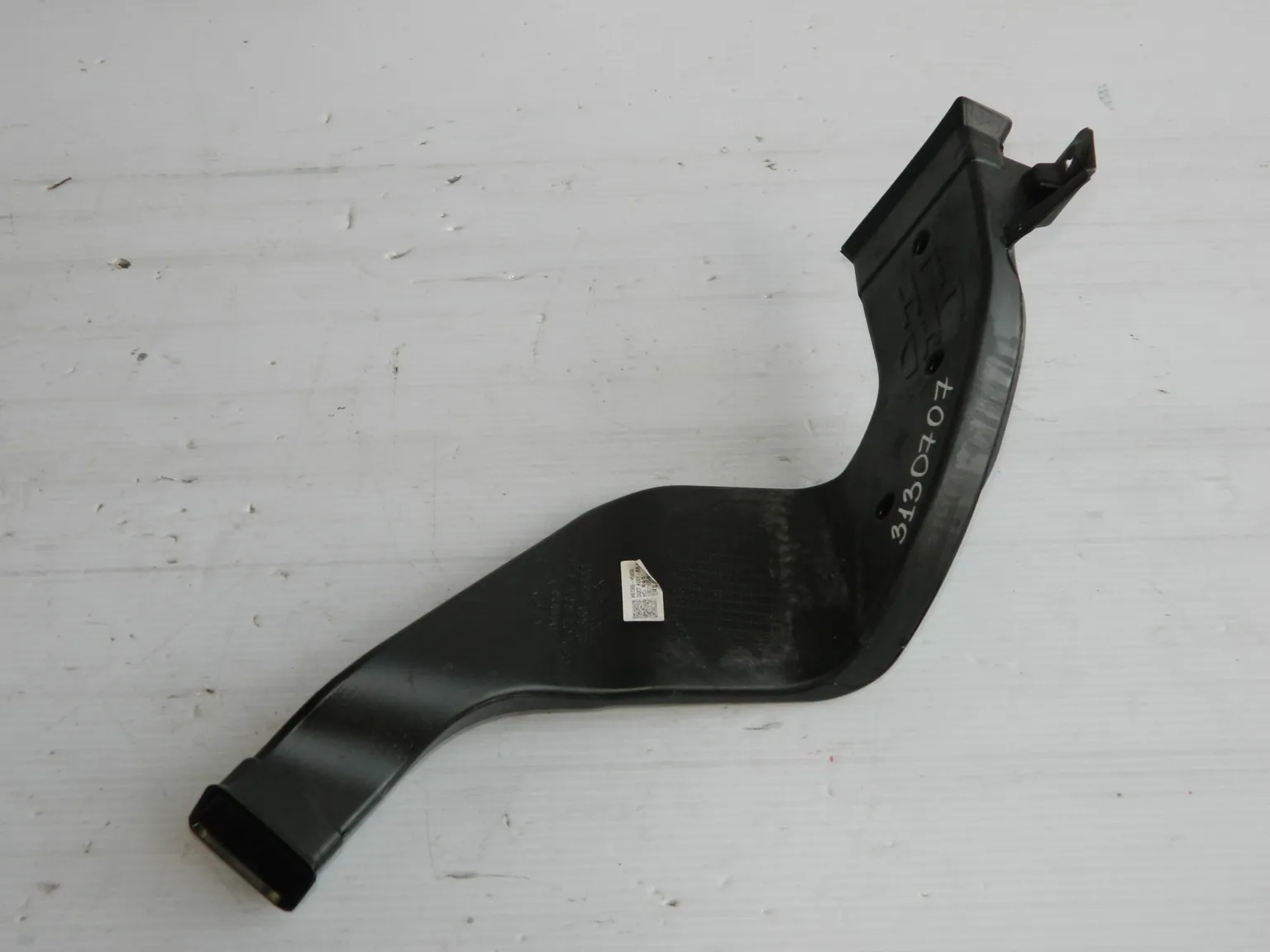 Воздуховод отопителя HYUNDAI SOLARIS HCR Лев (Б/У) 3130707