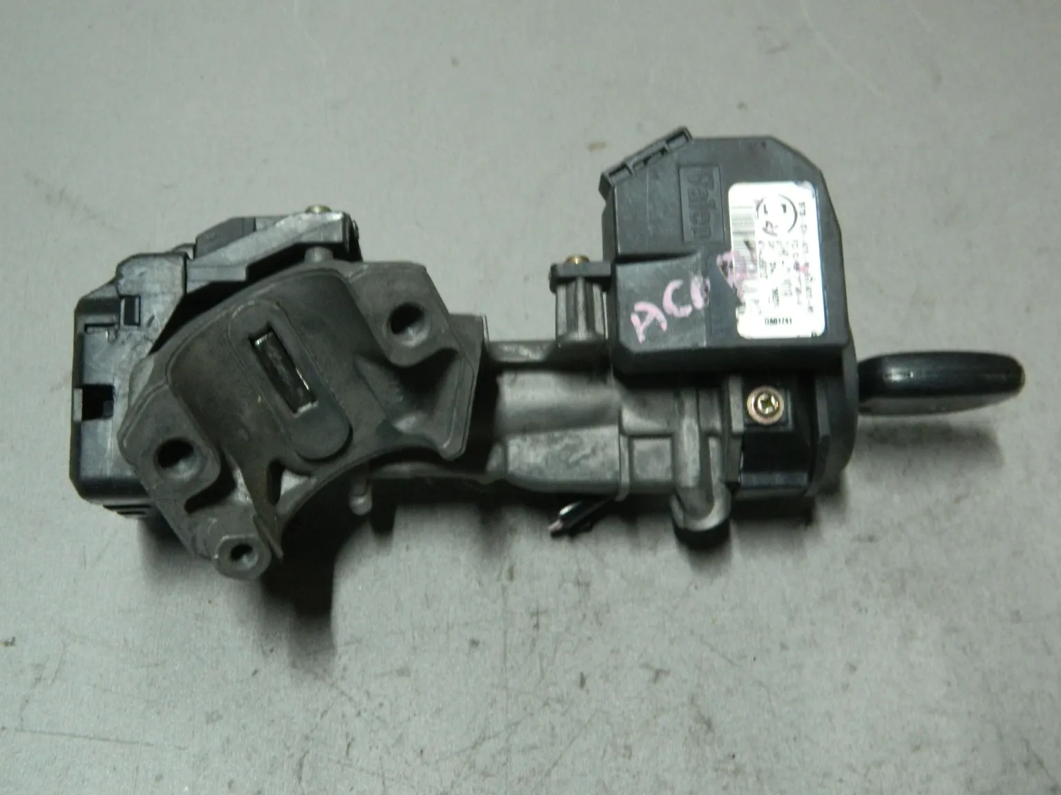 Замок зажигания HONDA ACCORD CL9 (Контрактный) 81532397