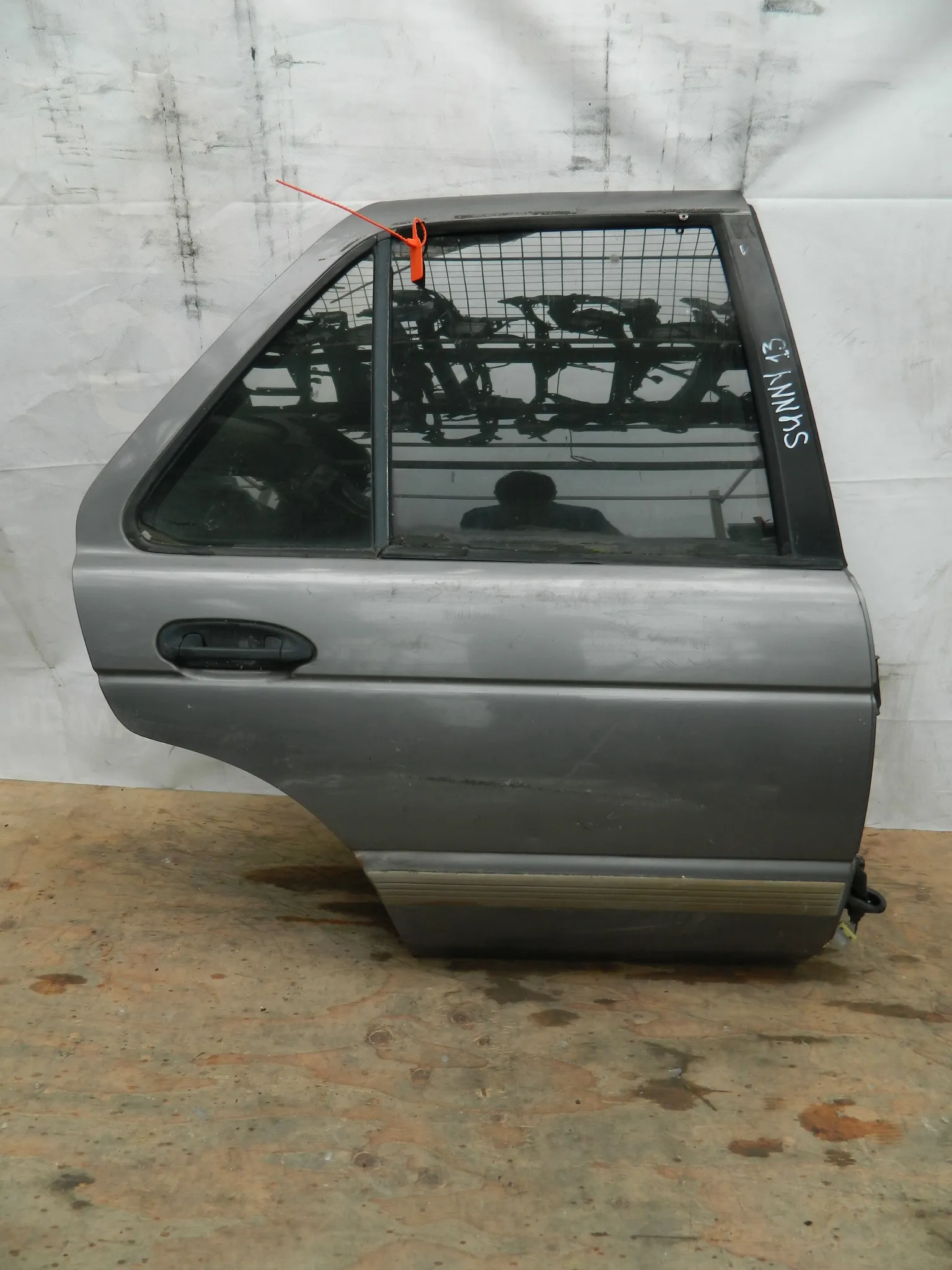 Дверь NISSAN SUNNY B13 Зад Прав (Контрактный) 72355575