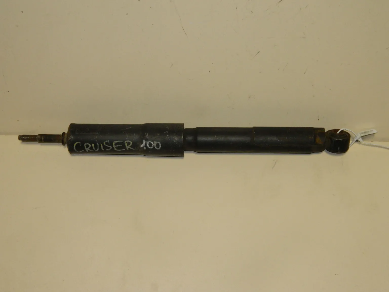 Амортизатор TOYOTA LAND CRUISER 100 Зад (Контрактный) 45992119